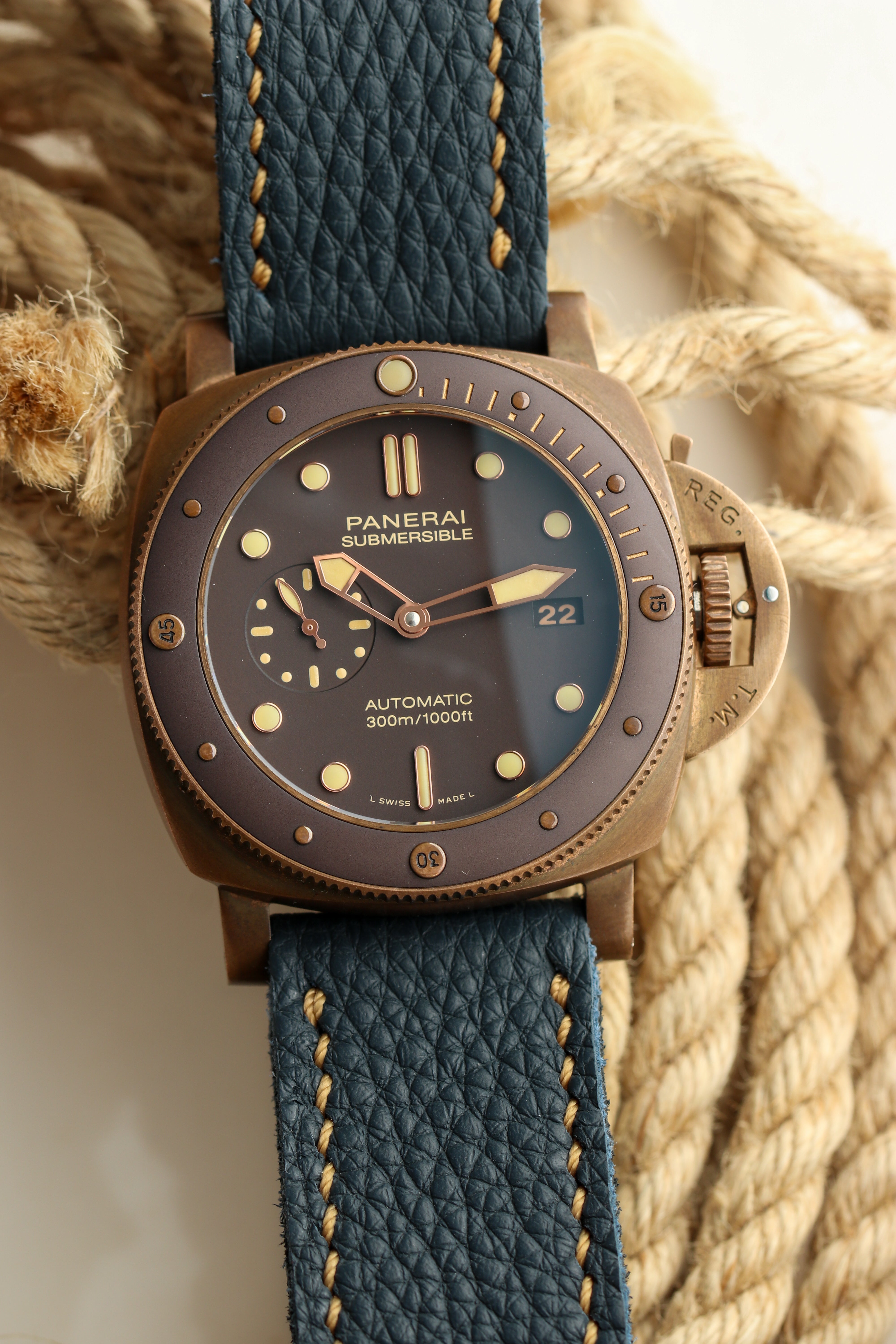 NAVY HERMES-TOGO