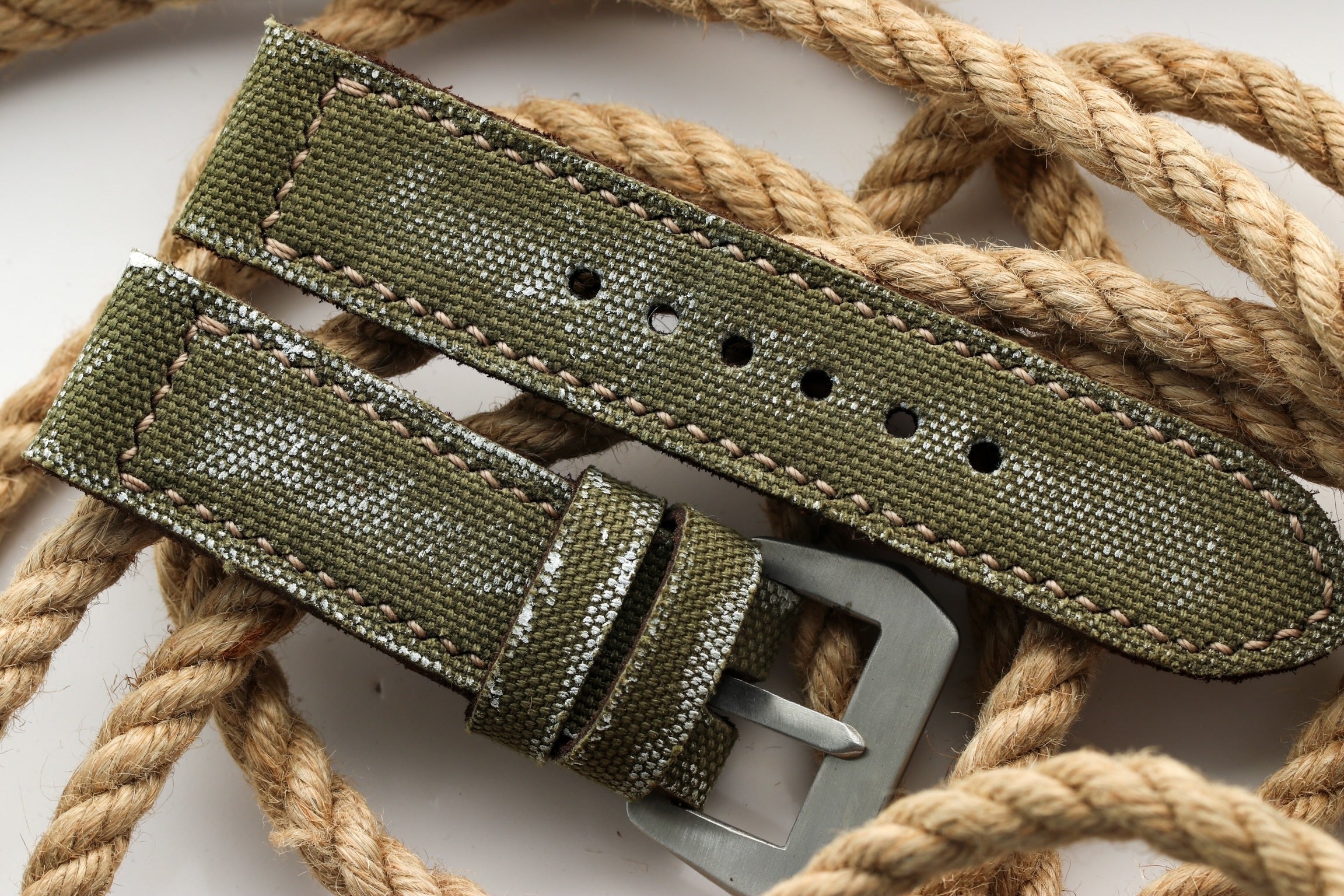 DISTRESSED ARMY GREEN CANVAS