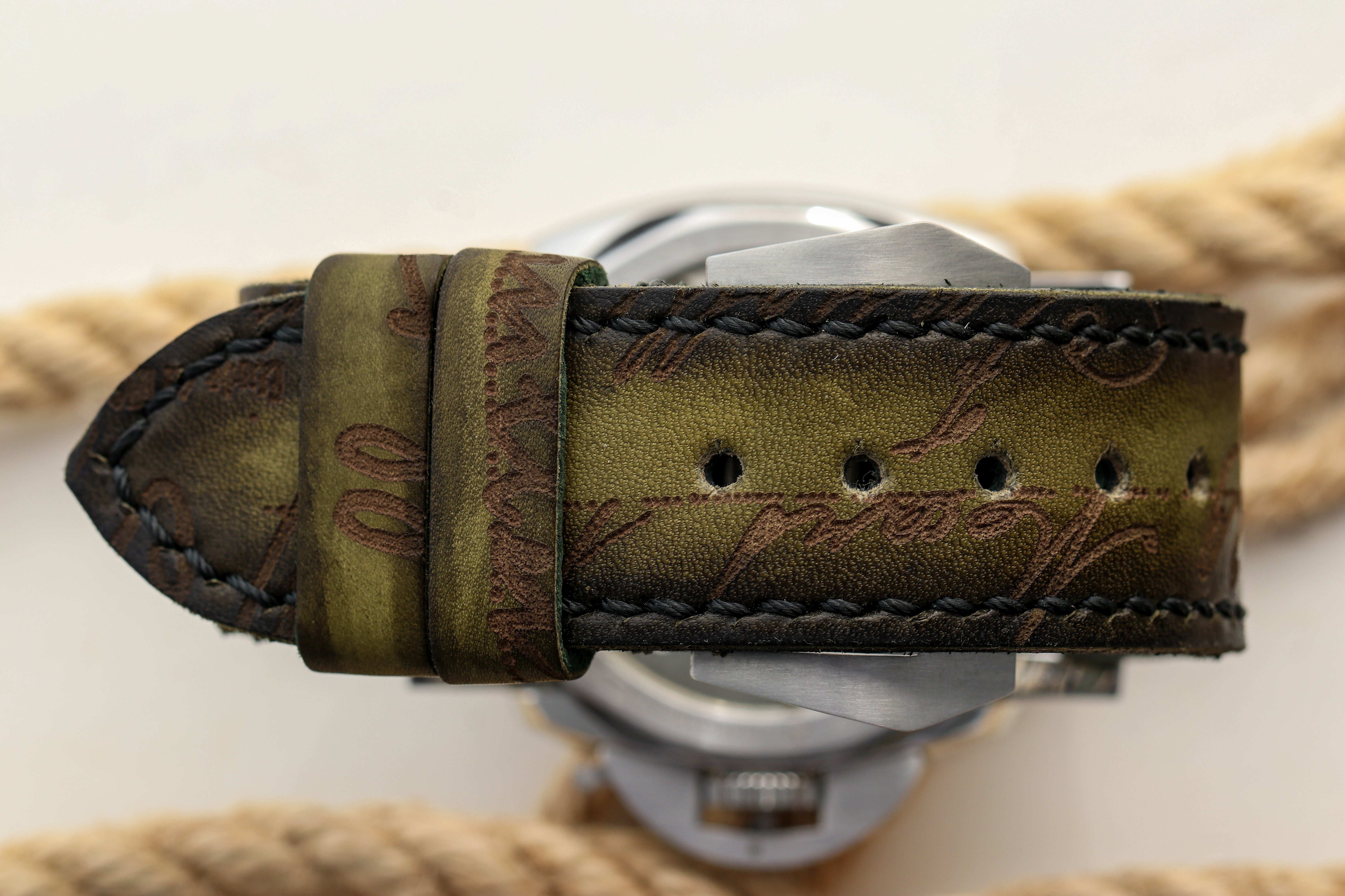 PATINA SCRITTO-OLIVE GREEN