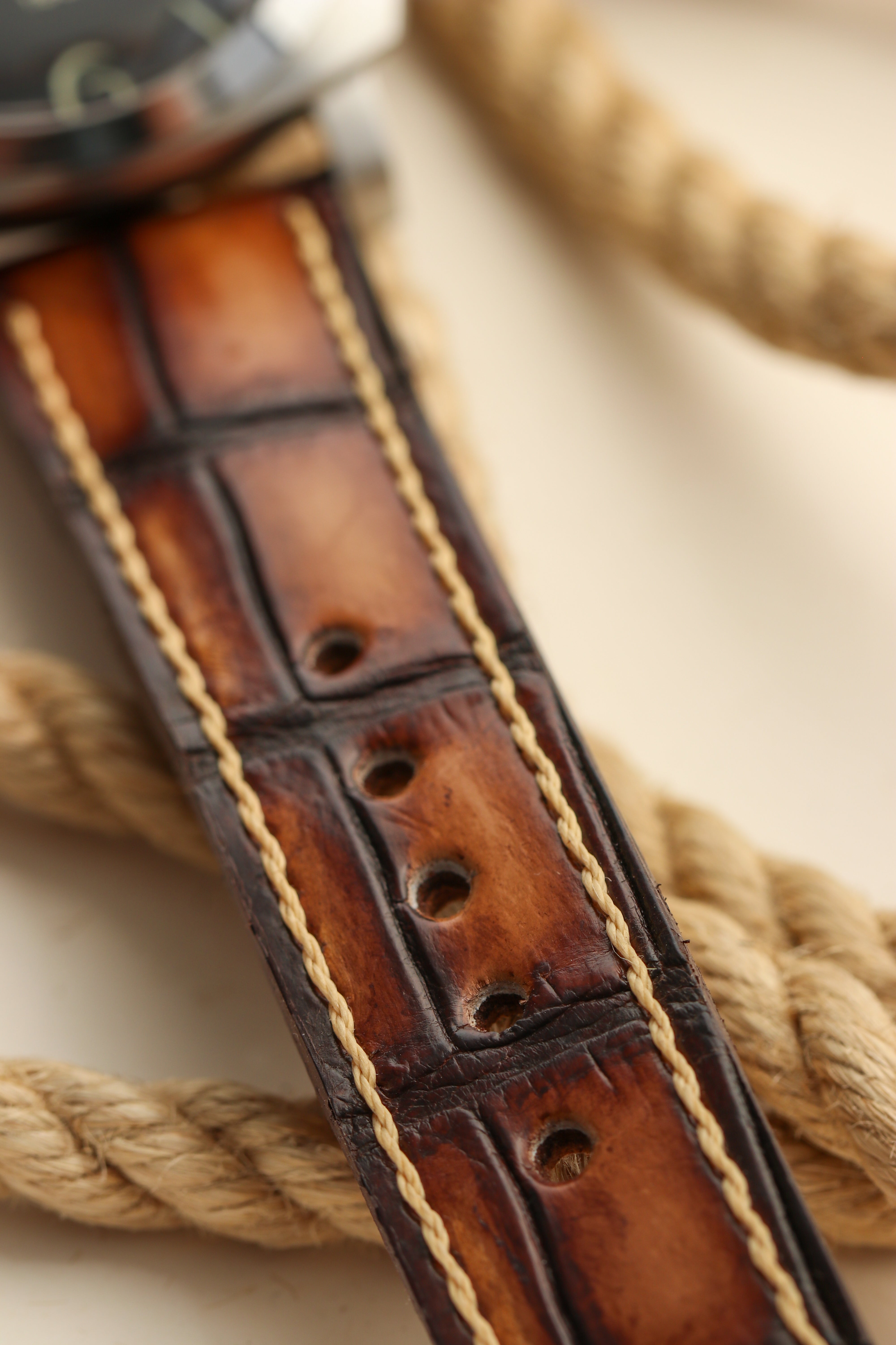 PATINA ALLIGATOR-BROWN