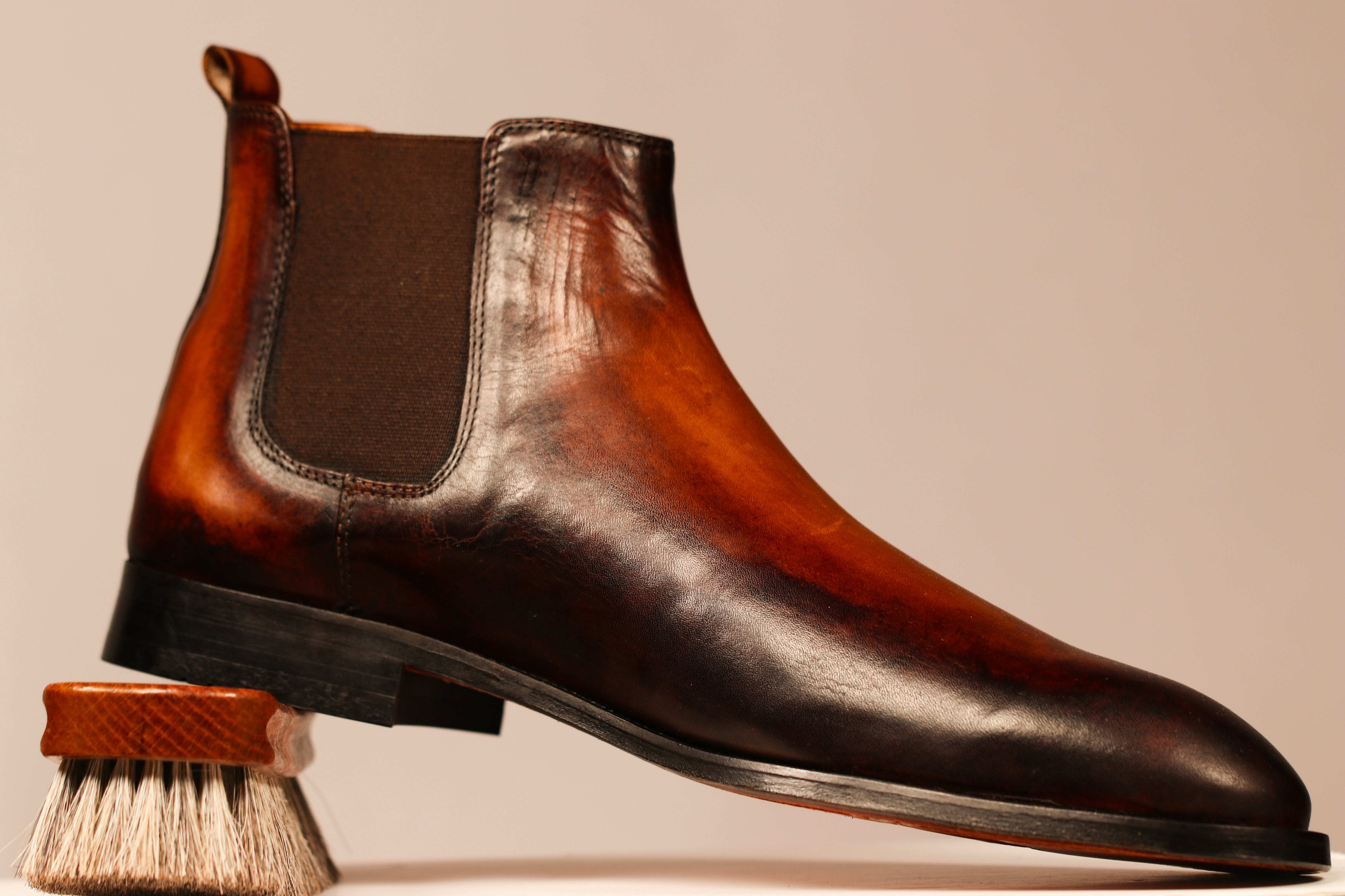 CHELSEA-REDDISH BROWN
