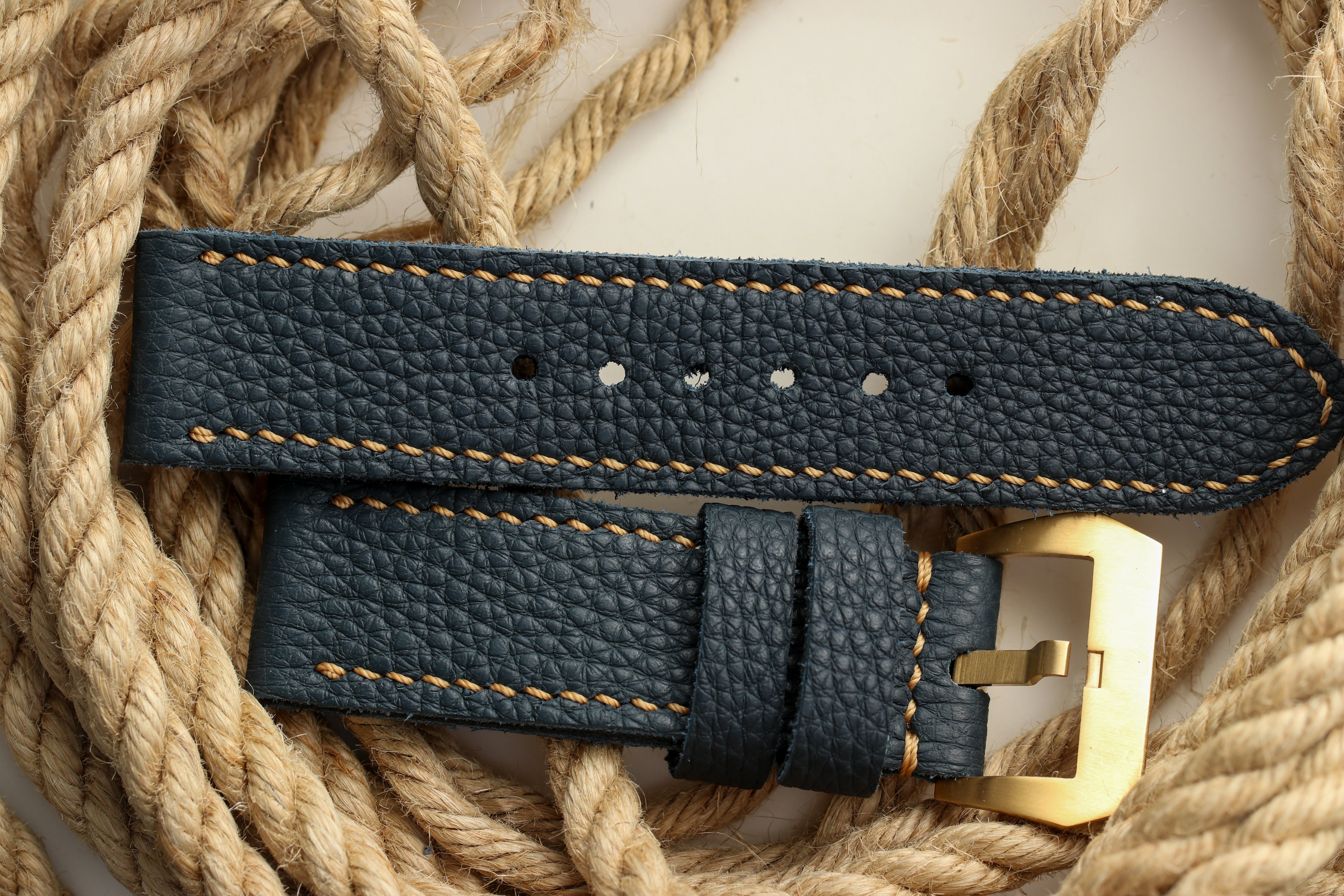 NAVY HERMES-TOGO