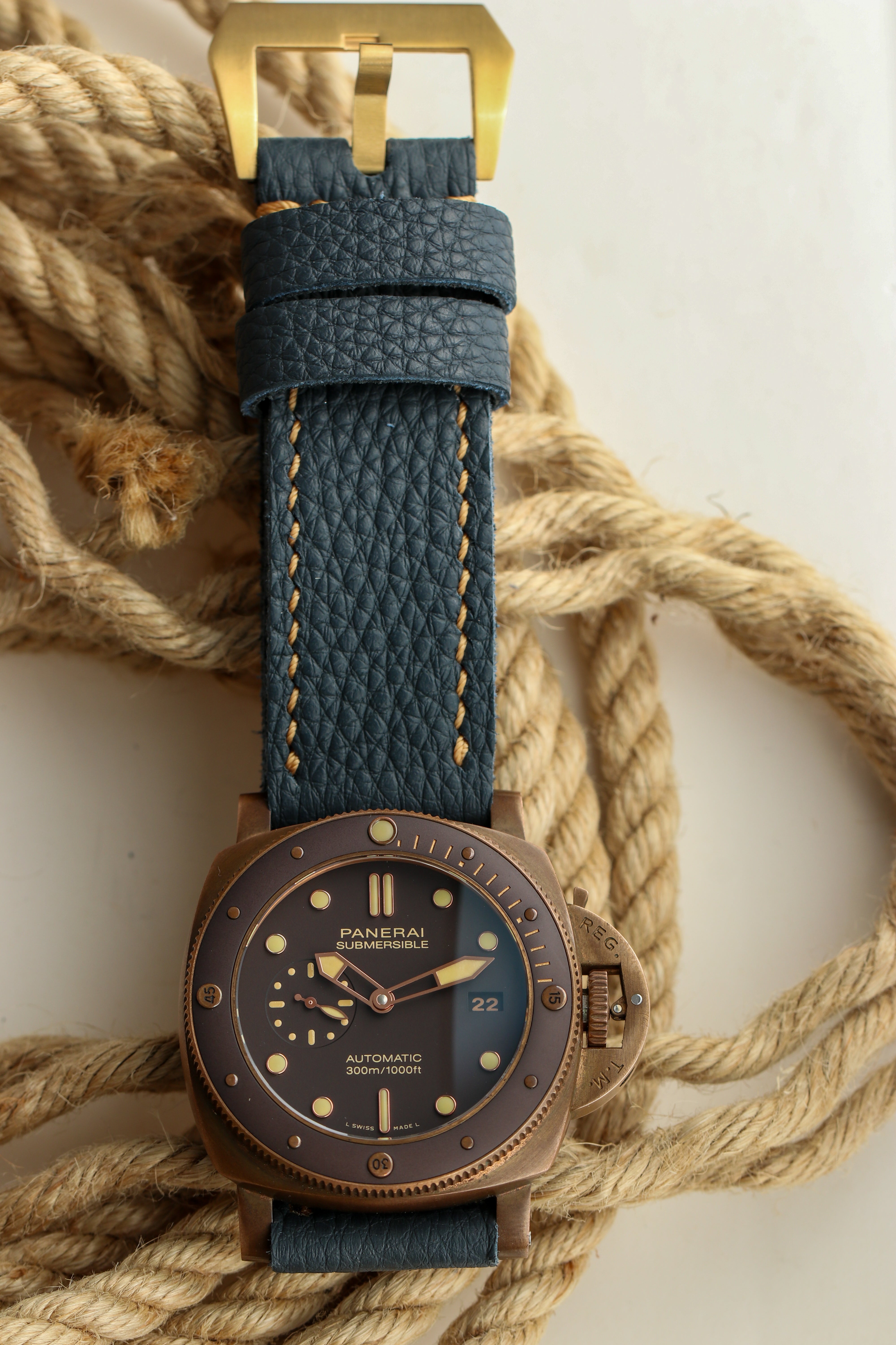 NAVY HERMES-TOGO