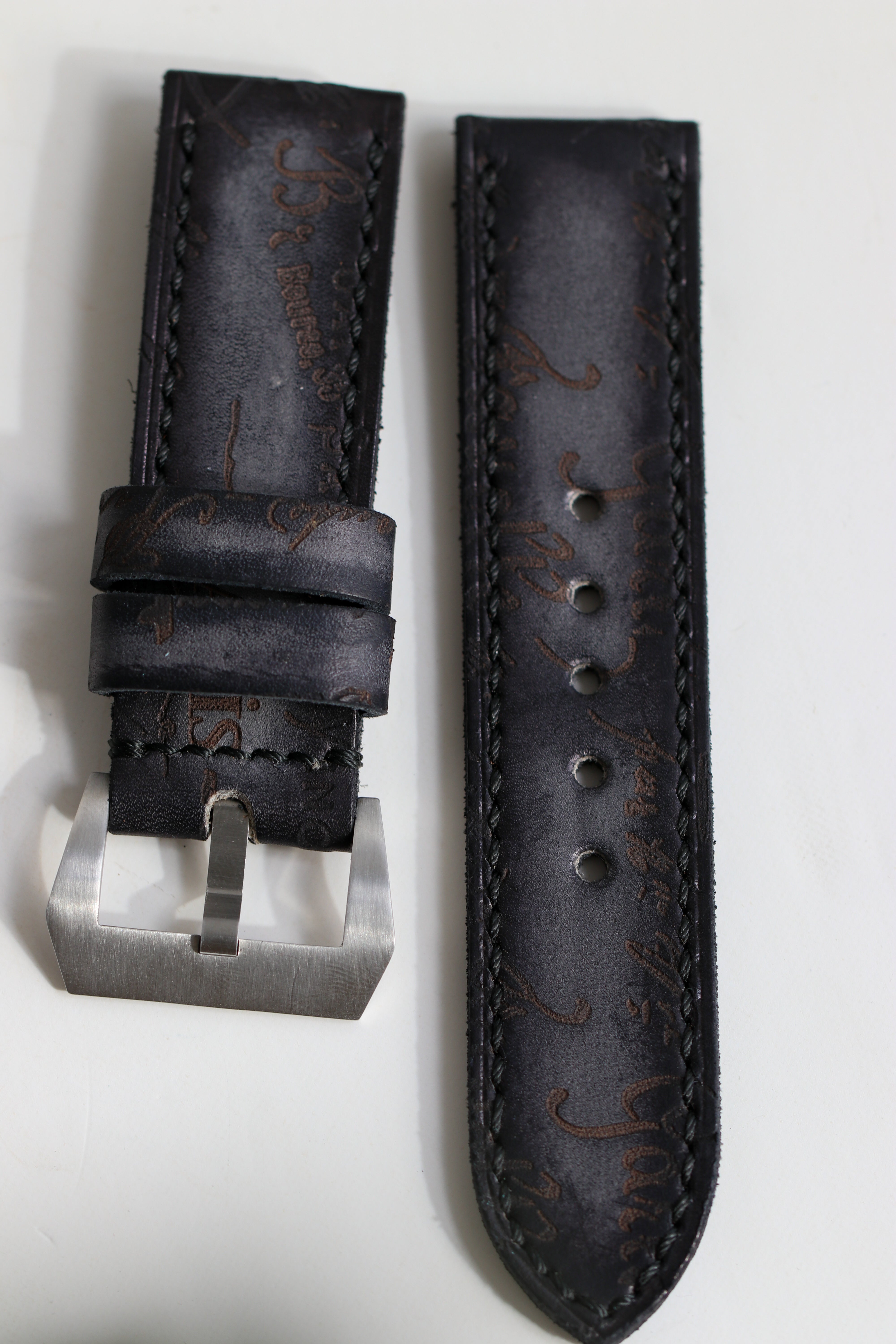 PATINA SCRITTO-GREY