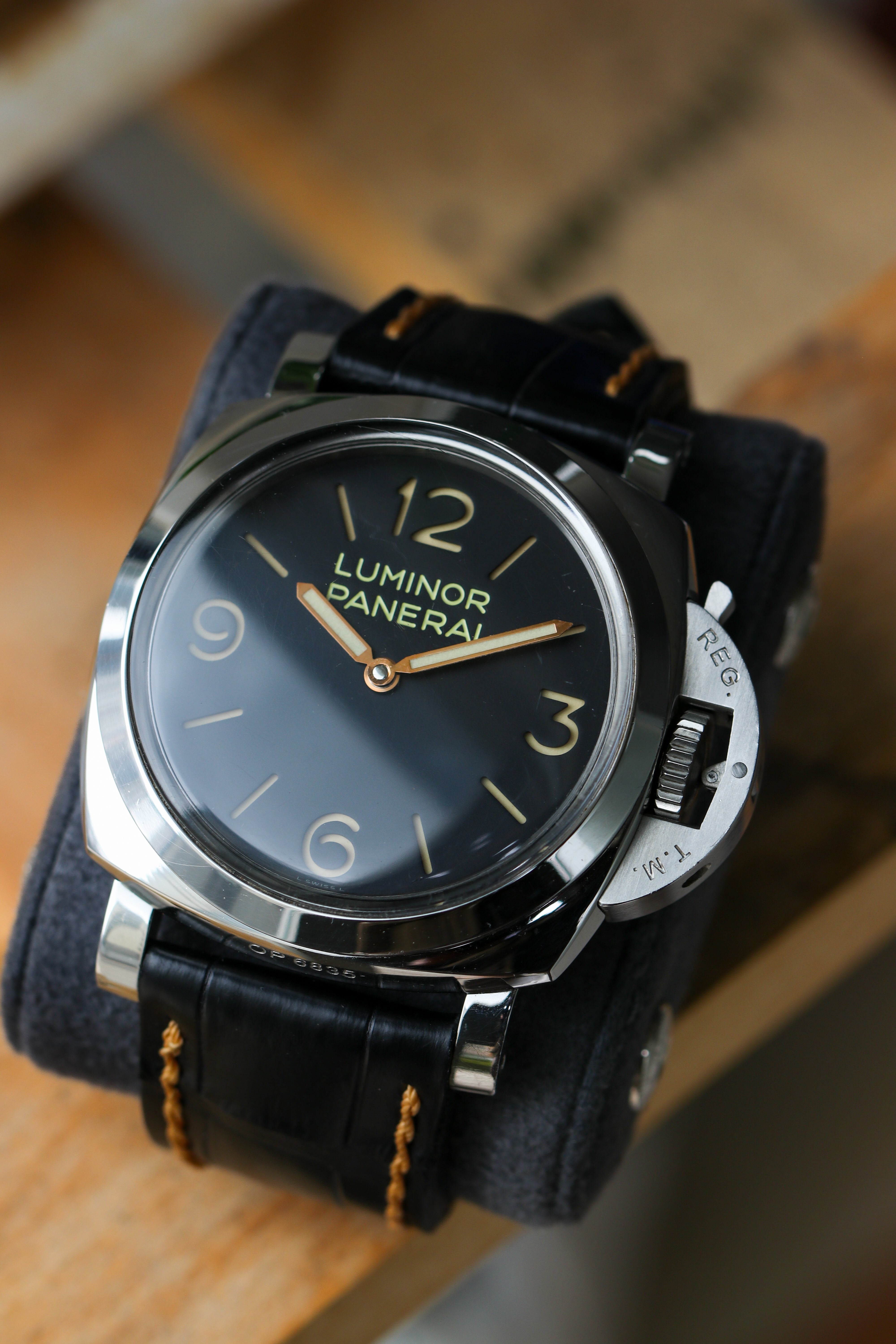 MATTE BLACK ALLIGATOR 02
