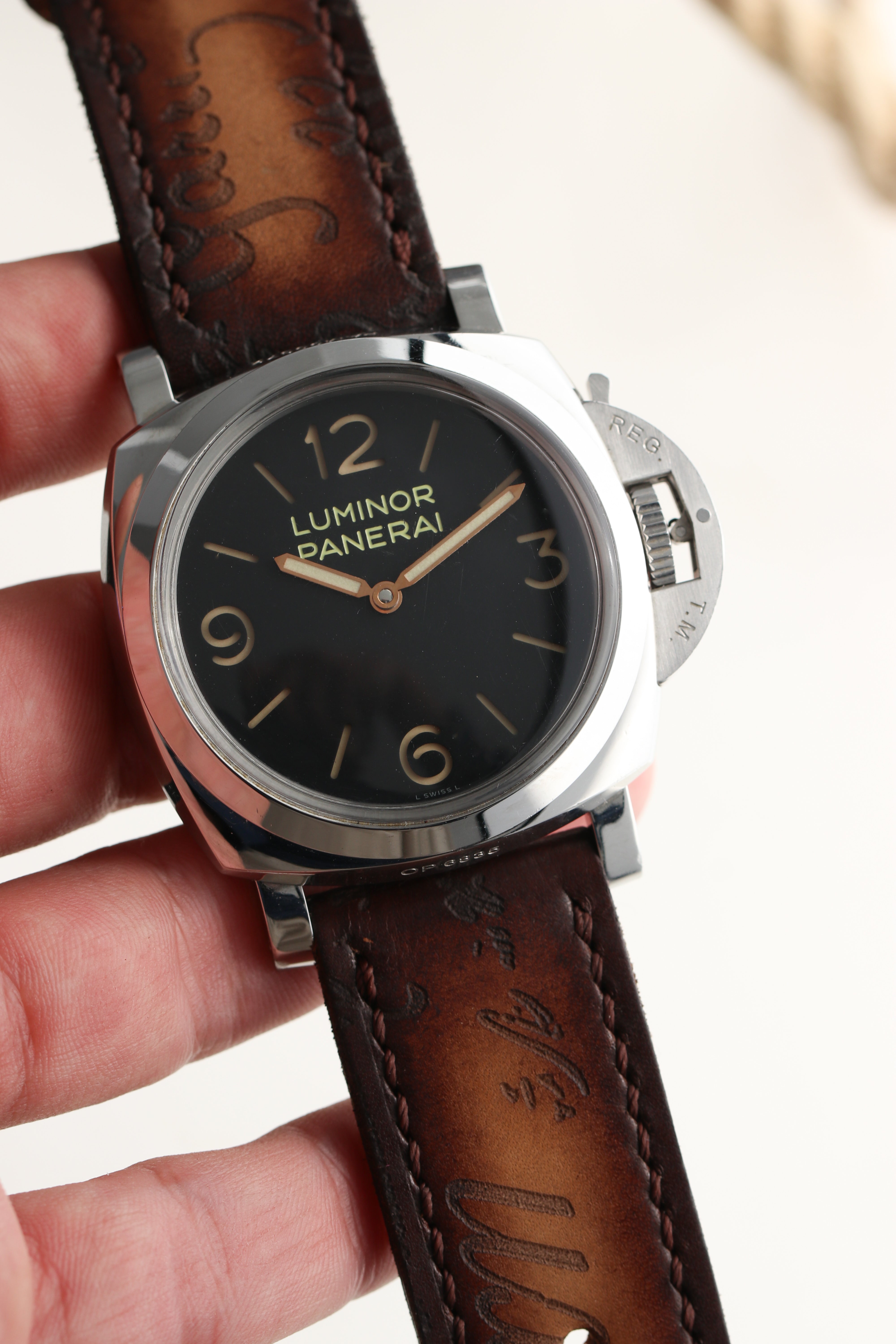 PATINA SCRITTO-MARRONE