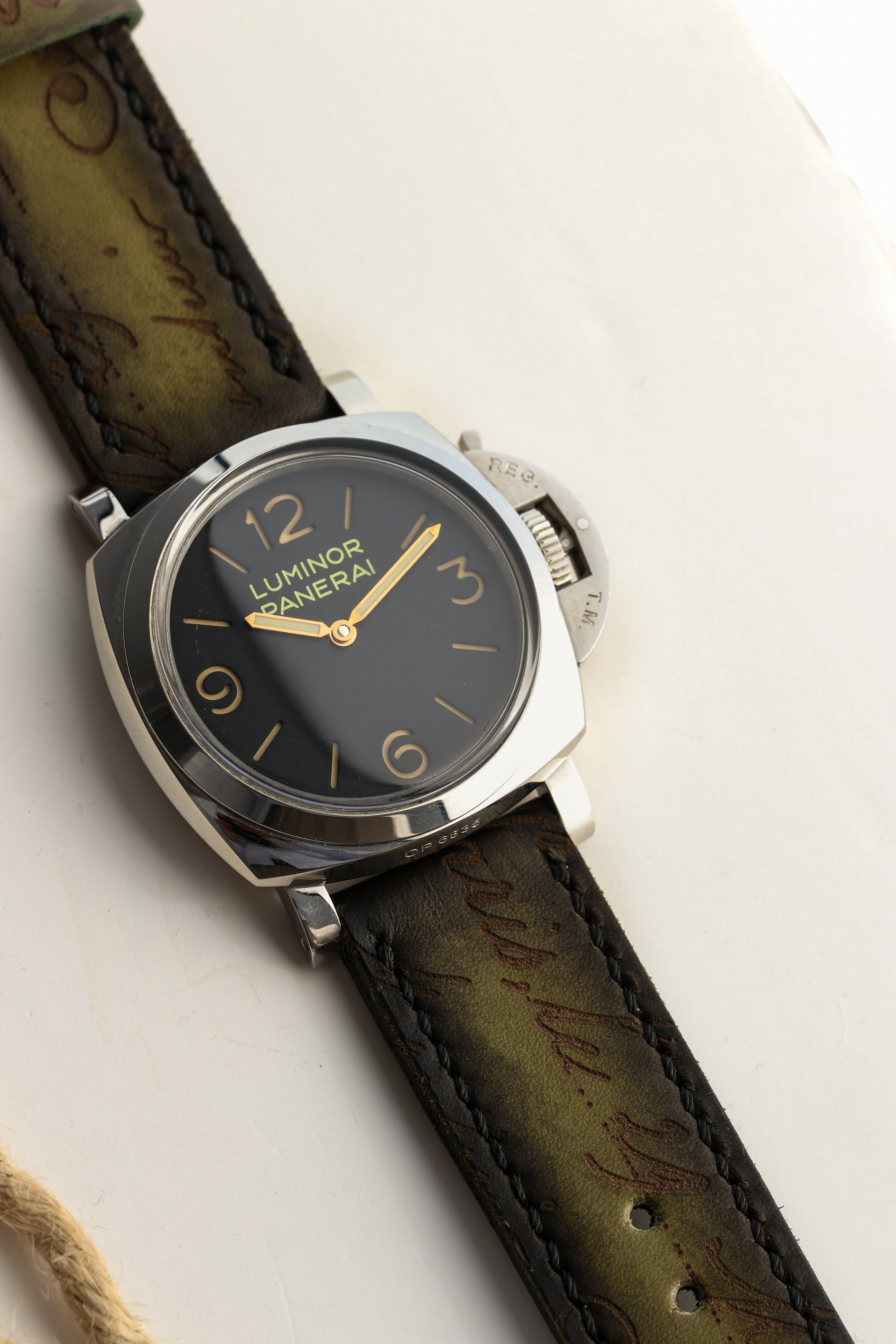 PATINA SCRITTO-OLIVE GREEN