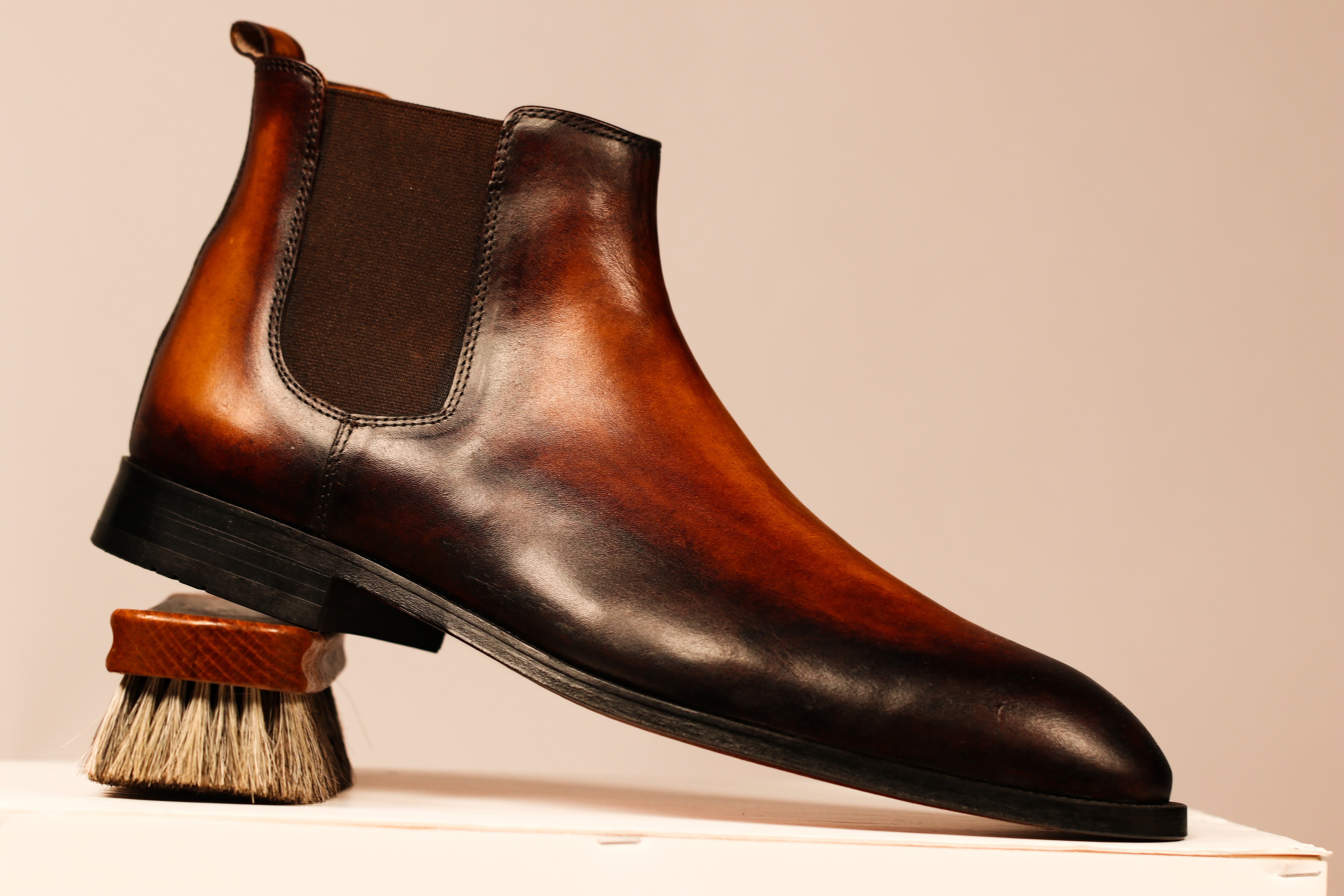 CHELSEA-REDDISH BROWN