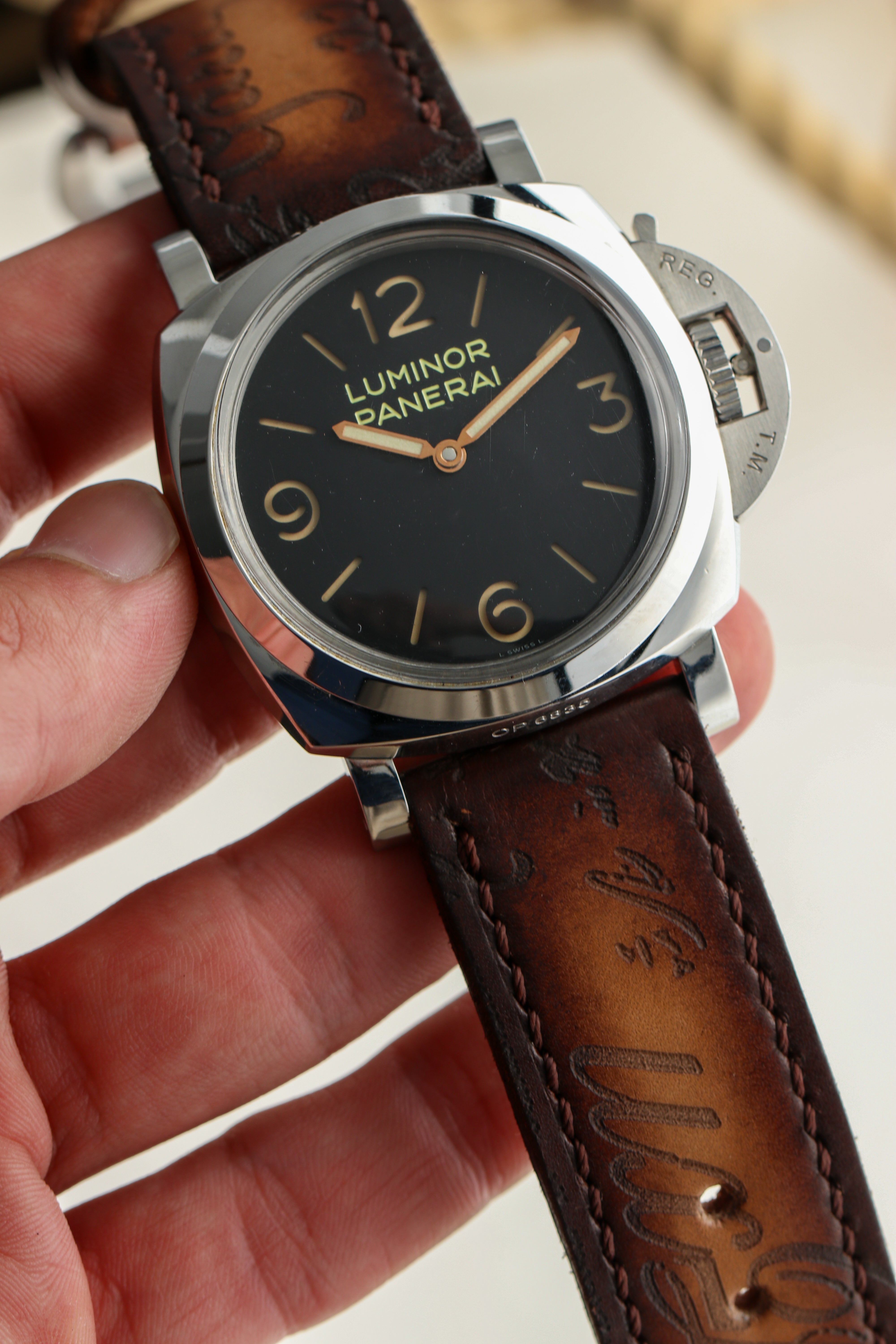 PATINA SCRITTO-MARRONE