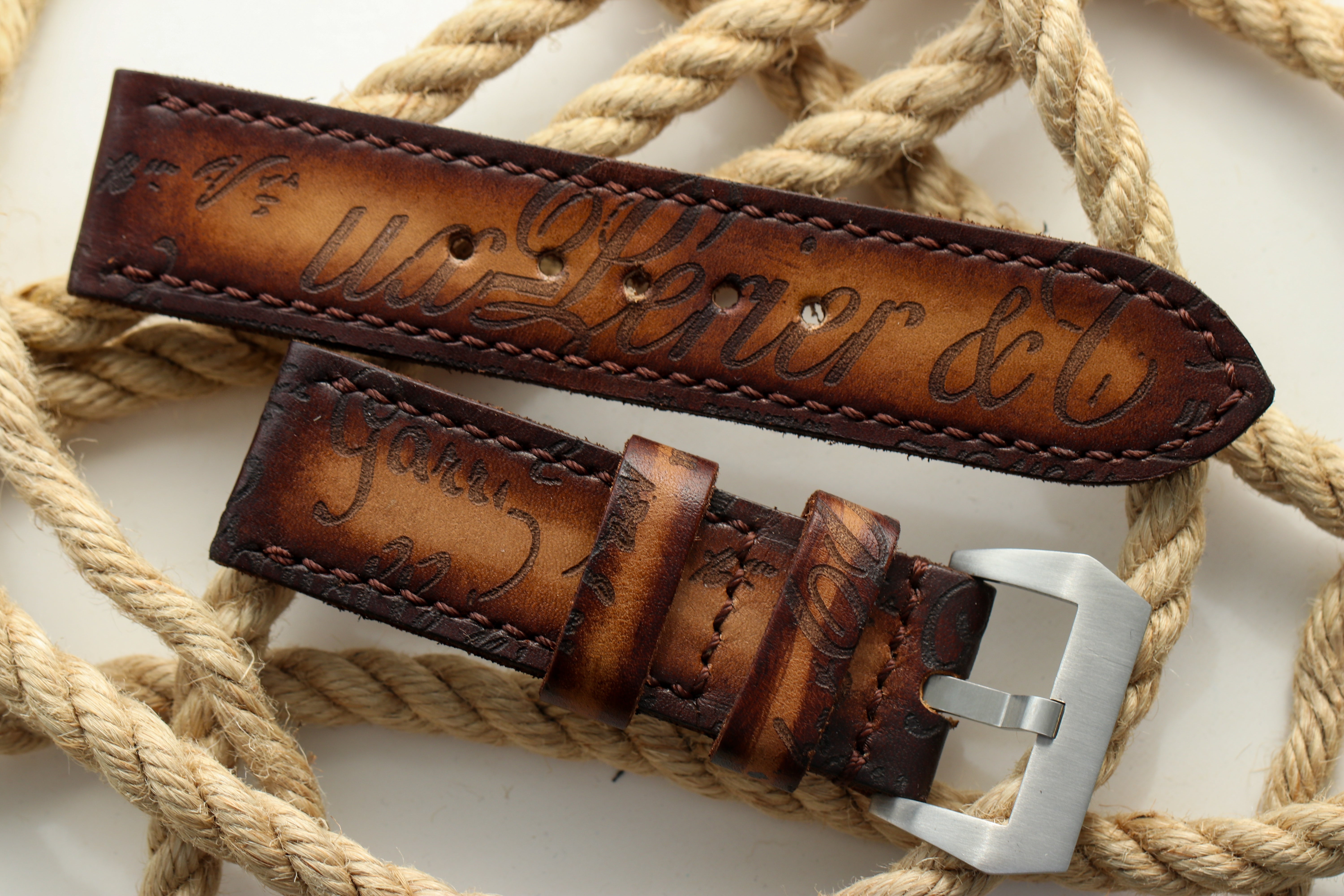 PATINA SCRITTO-MARRONE