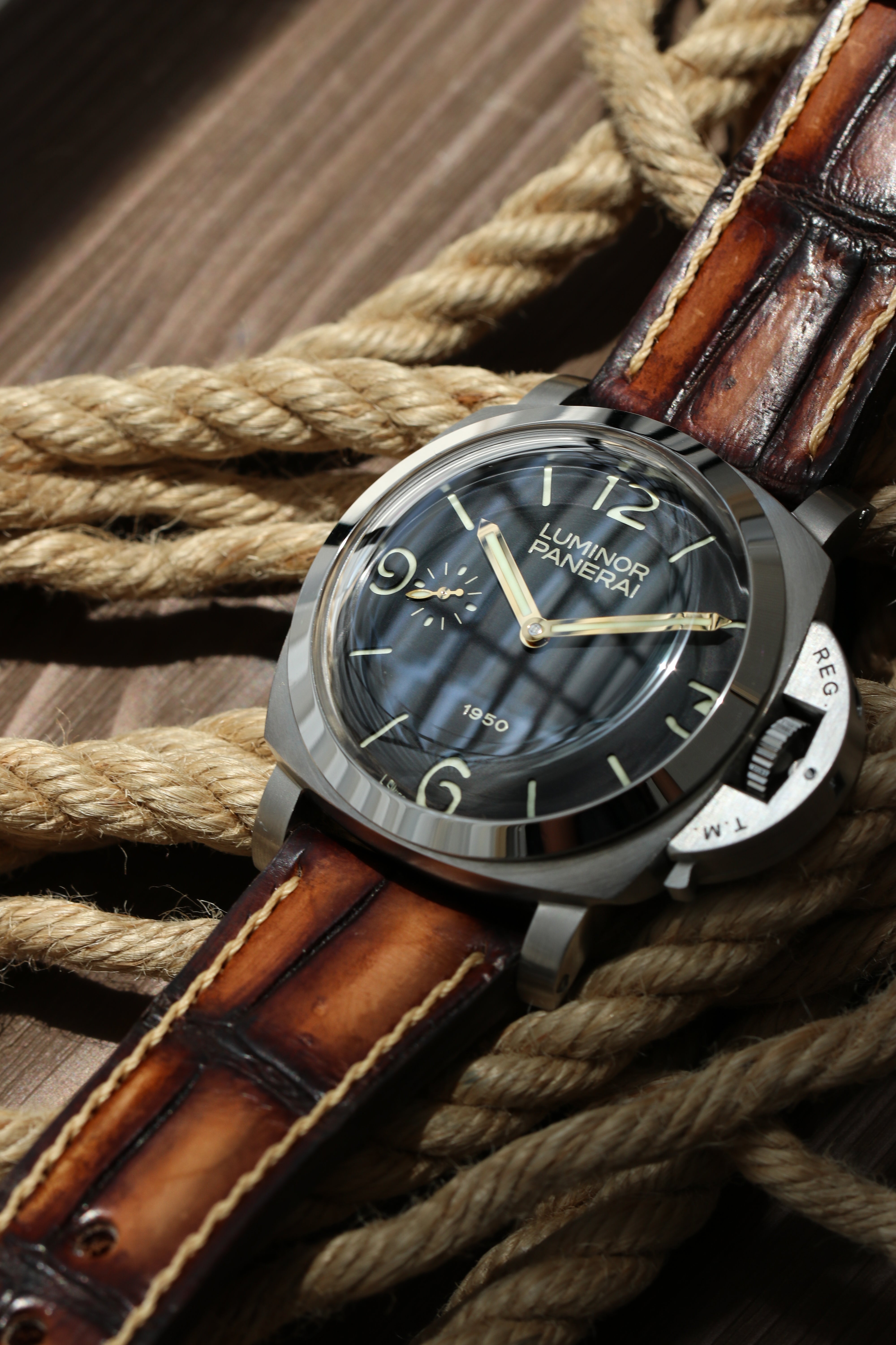 PATINA ALLIGATOR-BROWN
