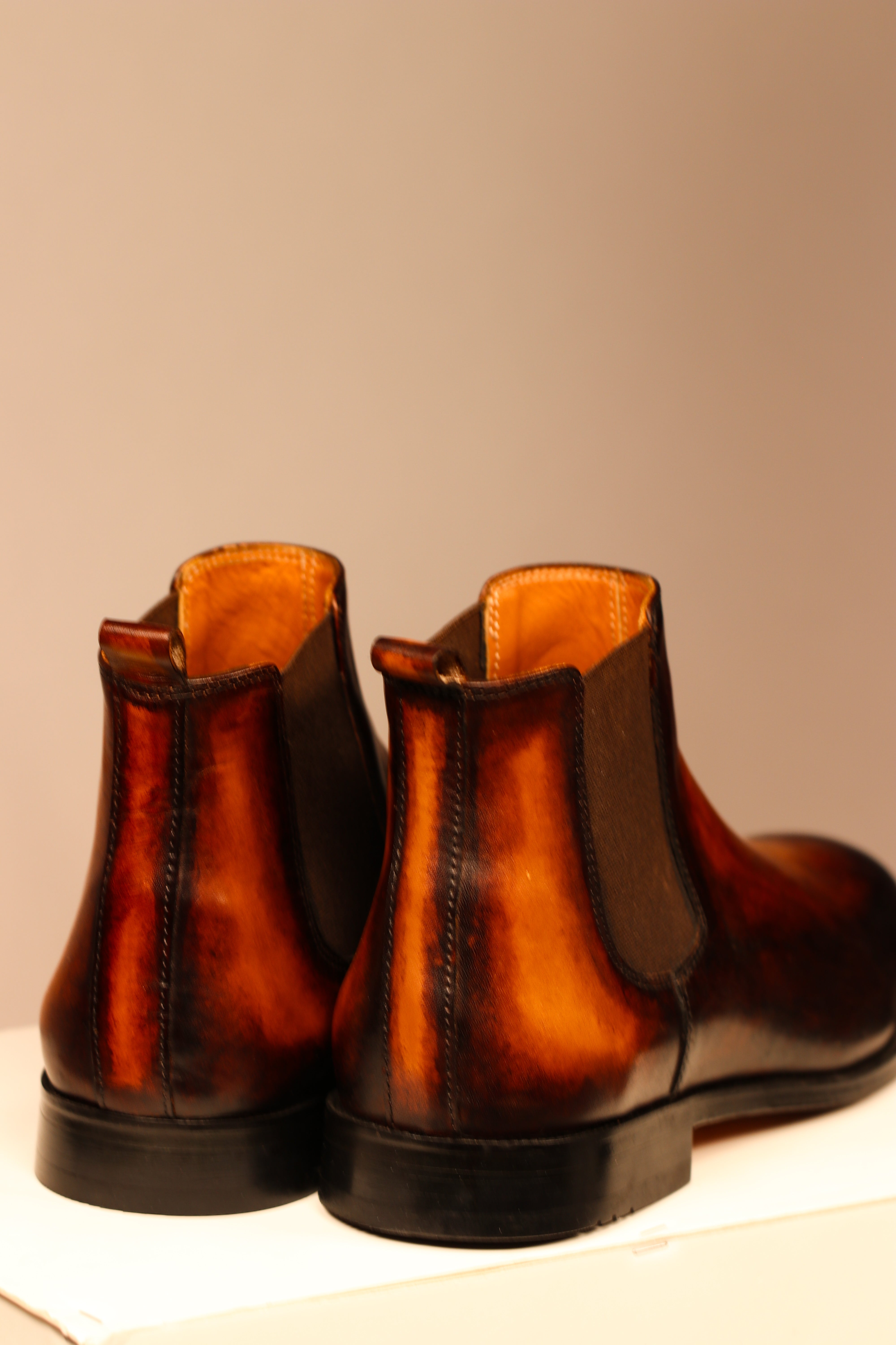 CHELSEA-REDDISH BROWN