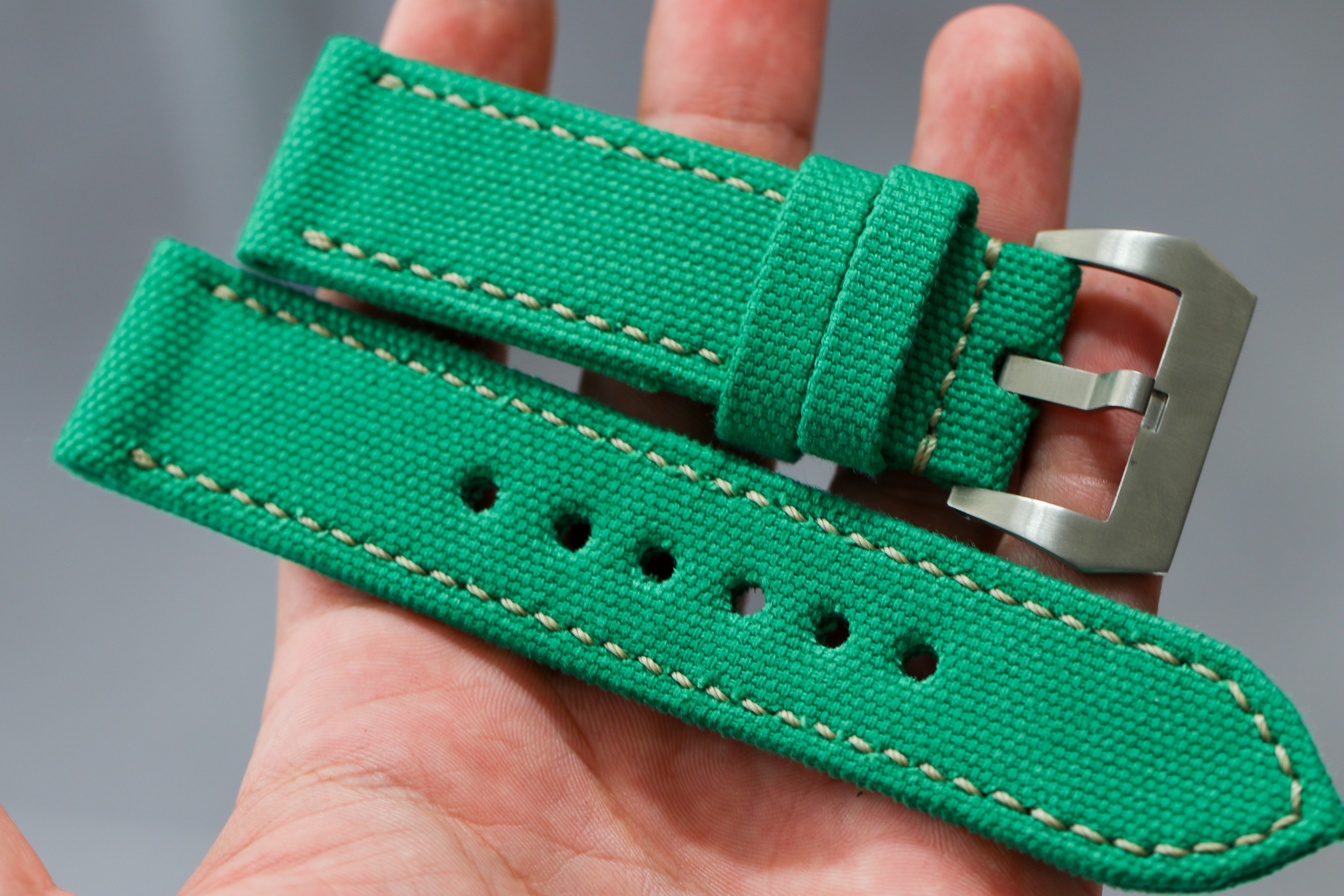 ROLLED APPLE GREEN CANVAS