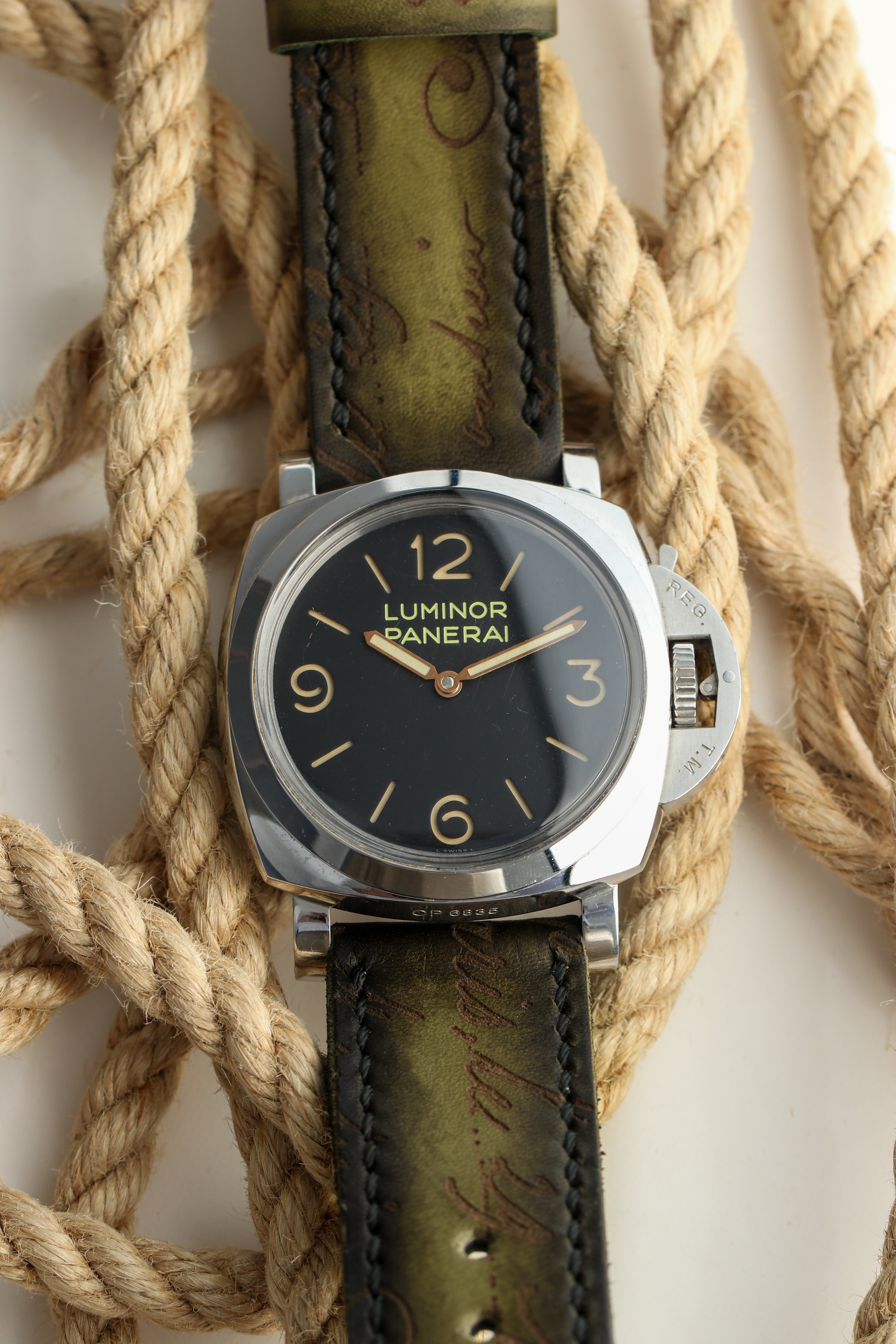PATINA SCRITTO-OLIVE GREEN