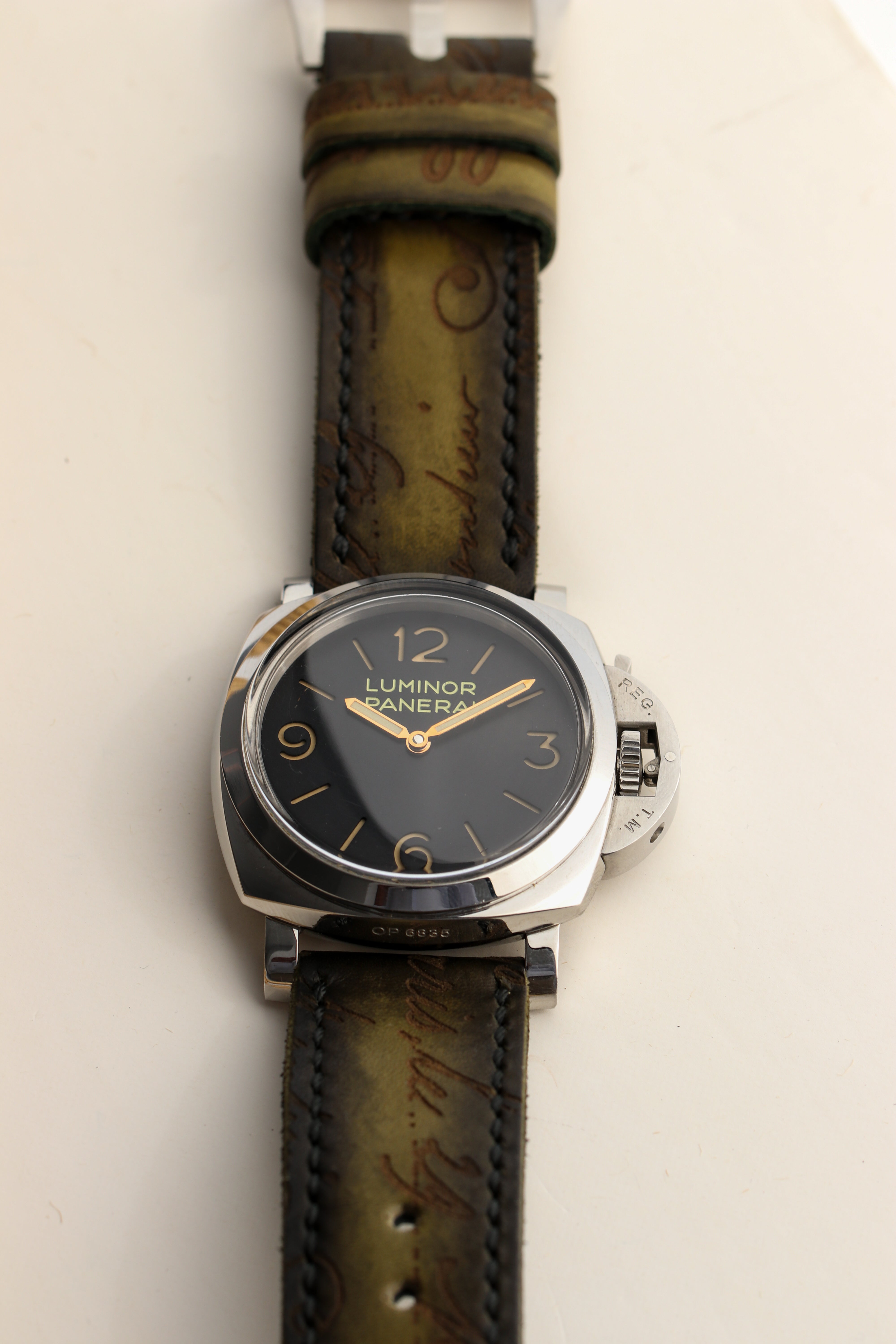 PATINA SCRITTO-OLIVE GREEN