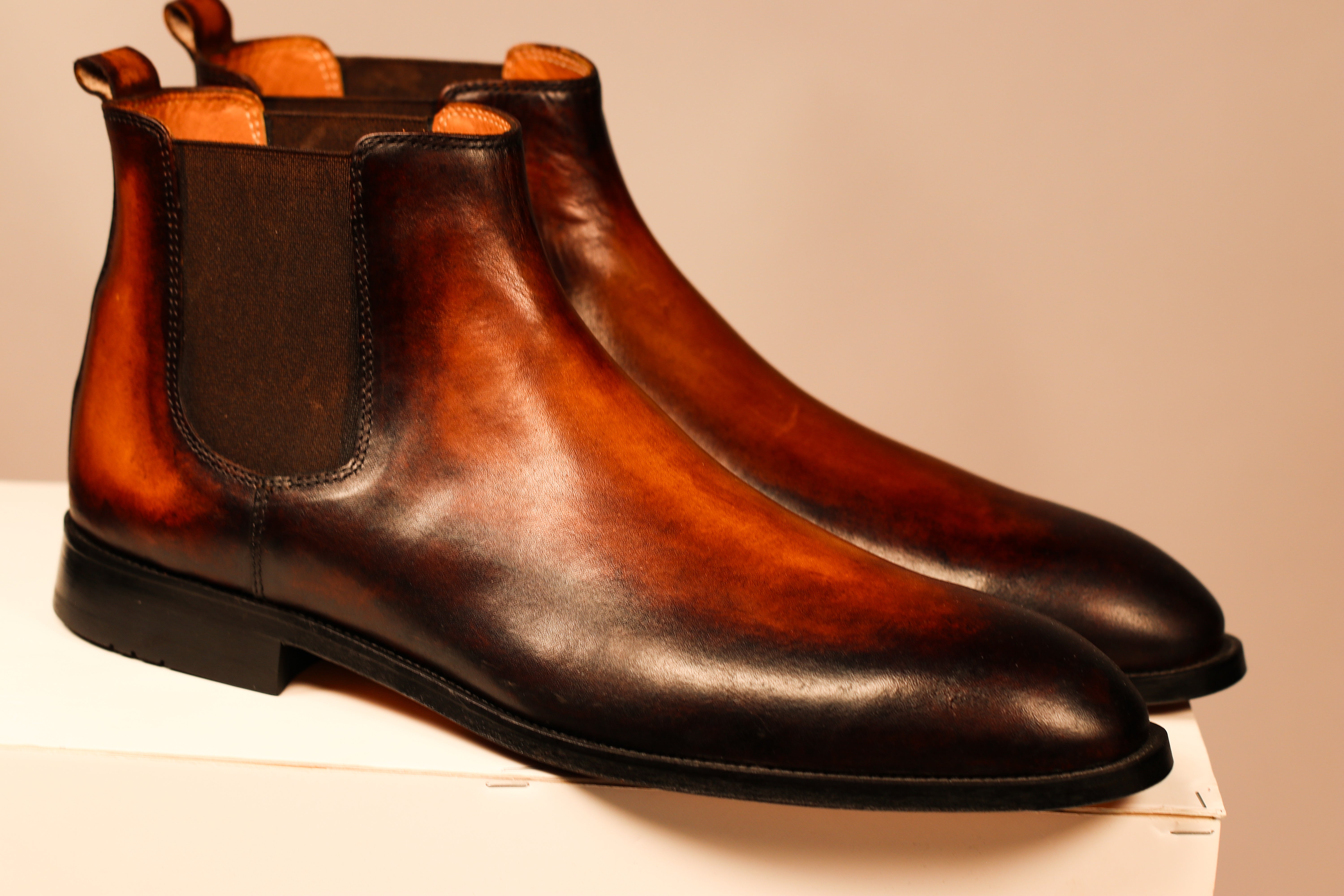 CHELSEA-REDDISH BROWN