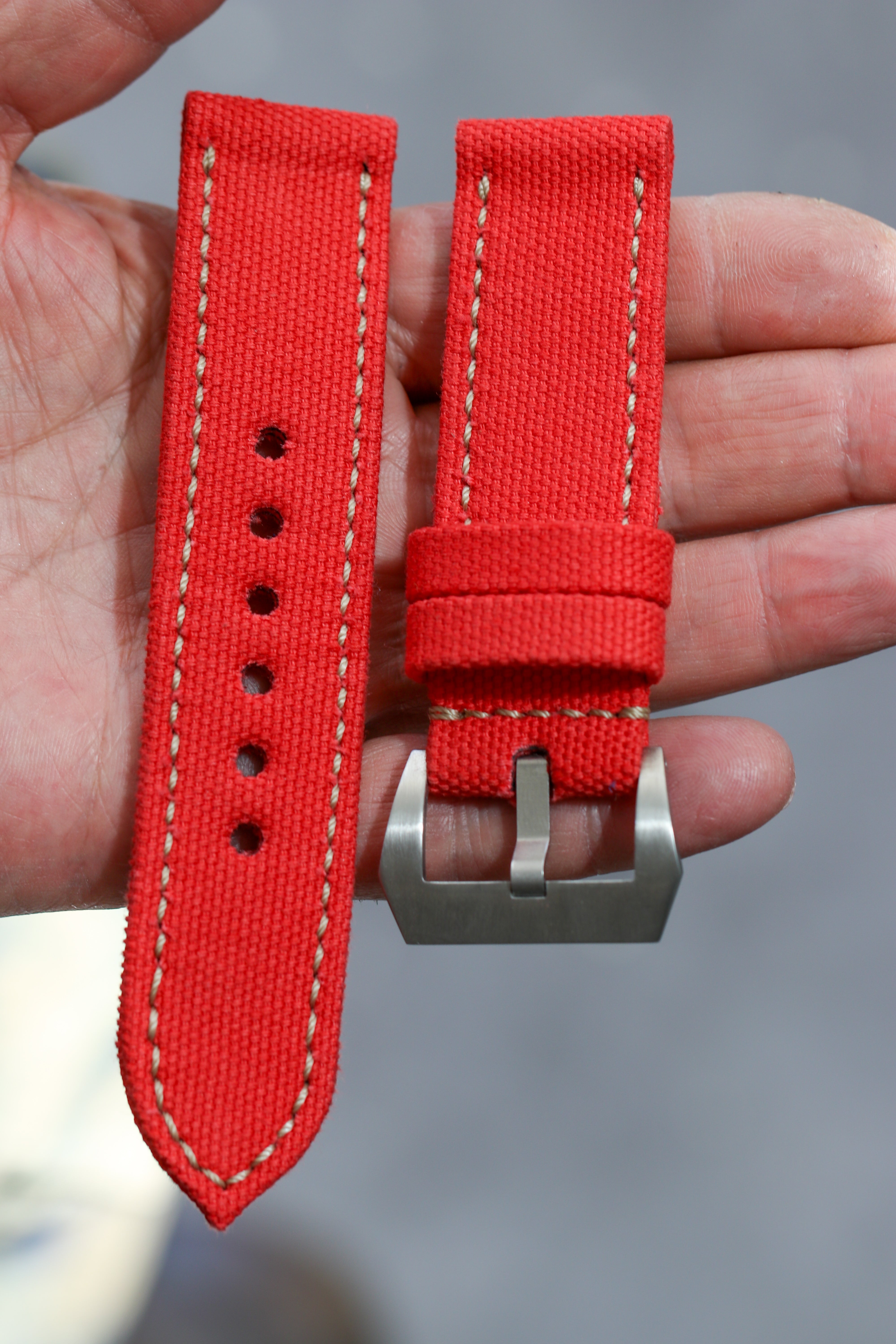 ROLLED SCARLET RED CANVAS