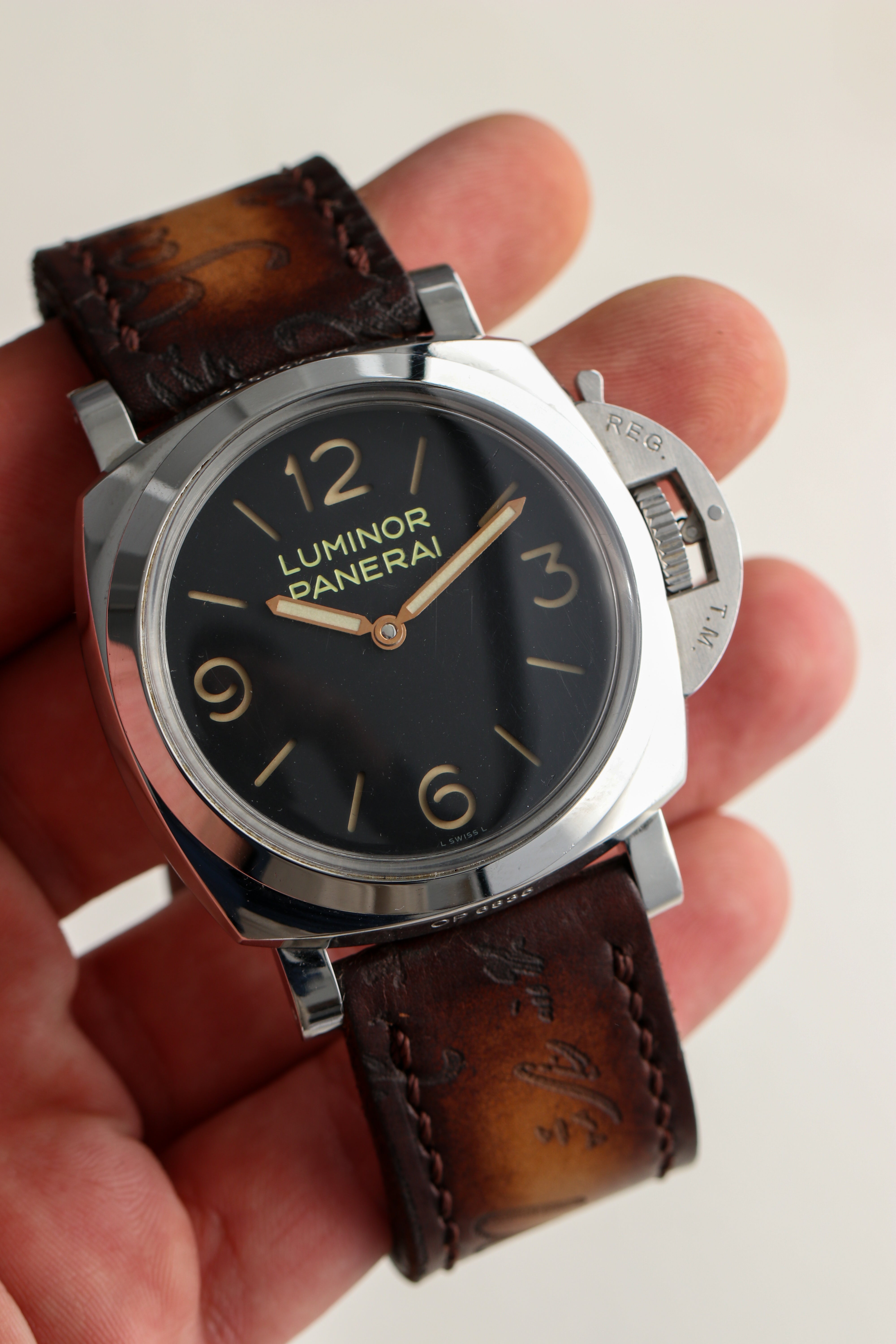 PATINA SCRITTO-MARRONE