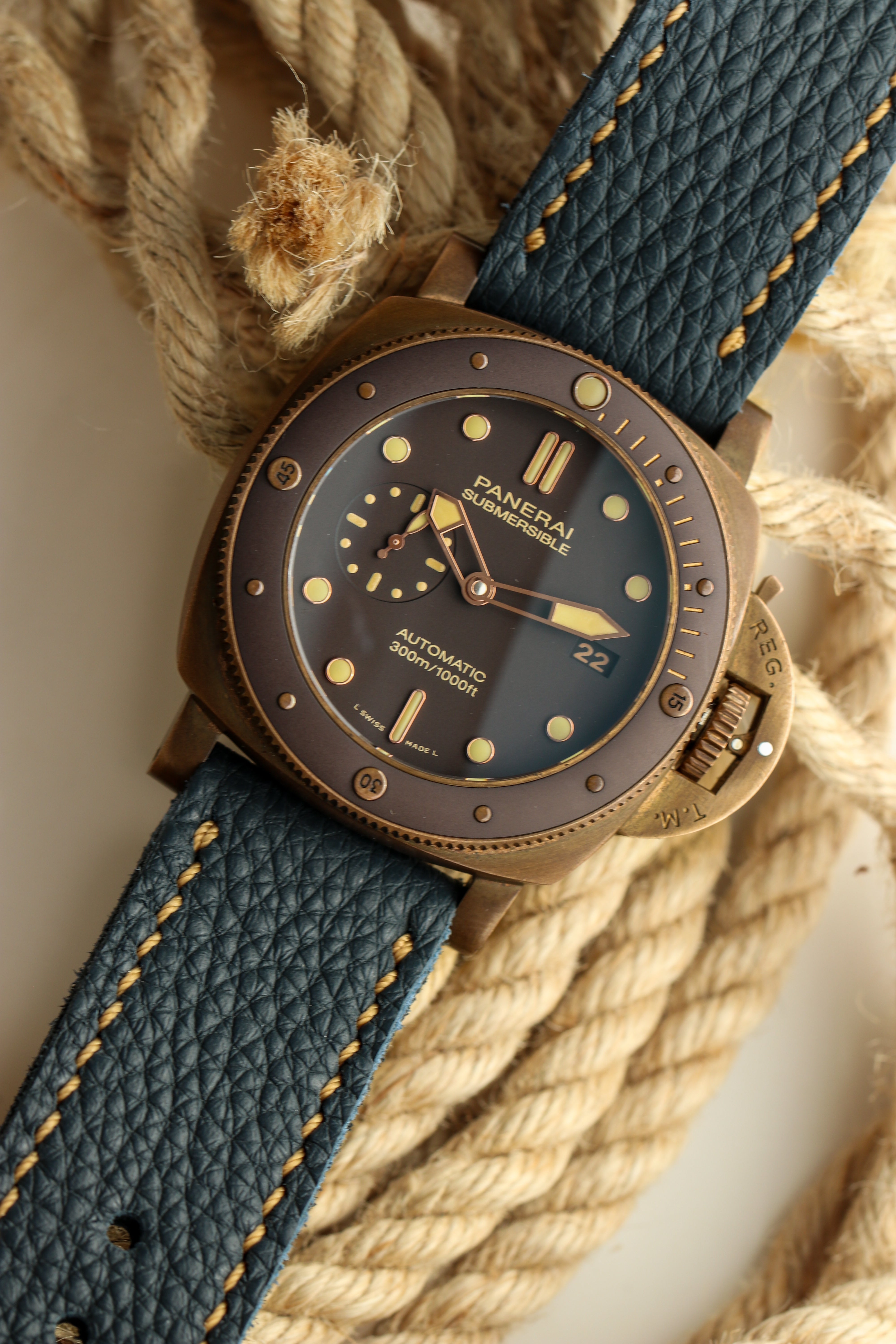 NAVY HERMES-TOGO
