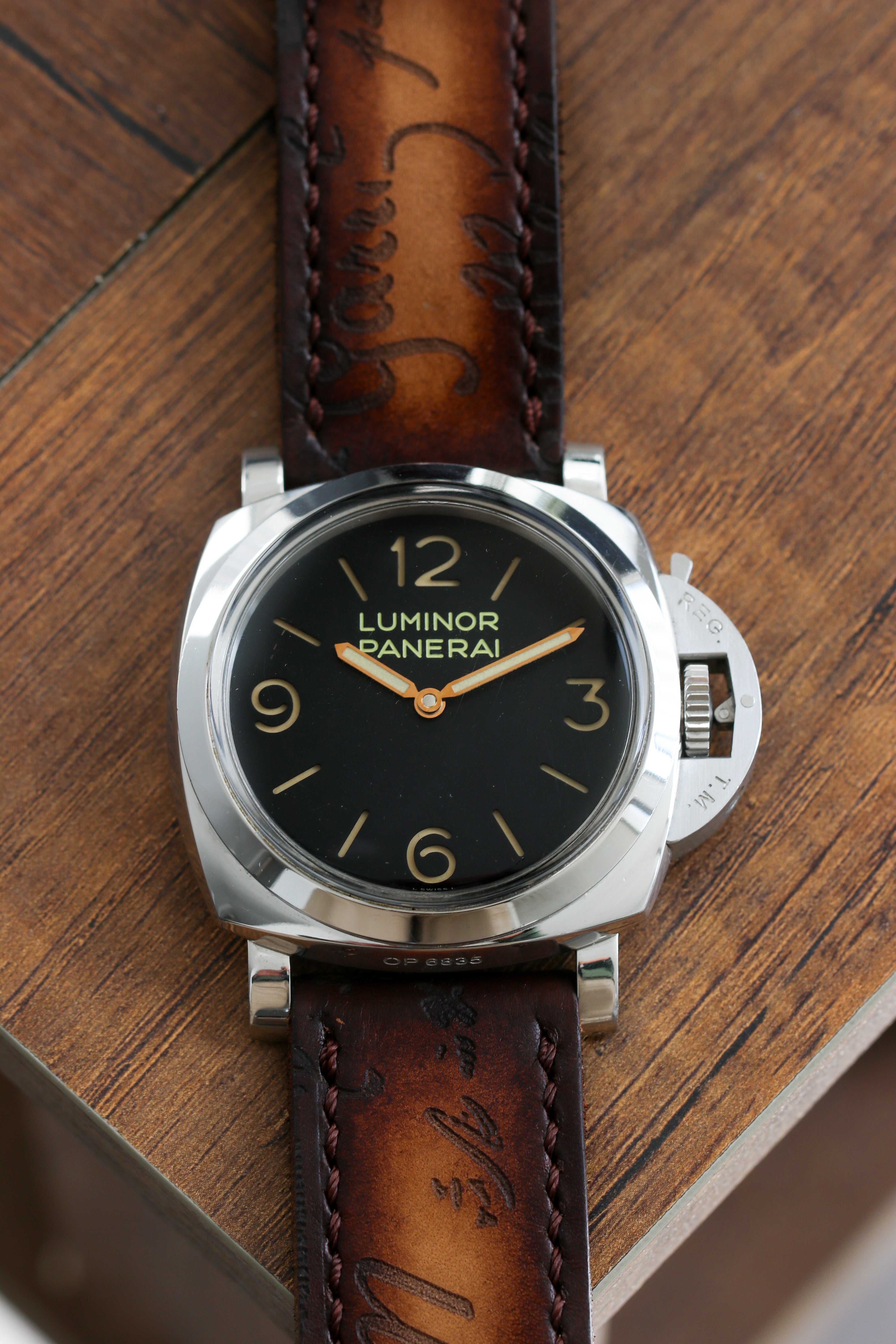 PATINA SCRITTO-MARRONE