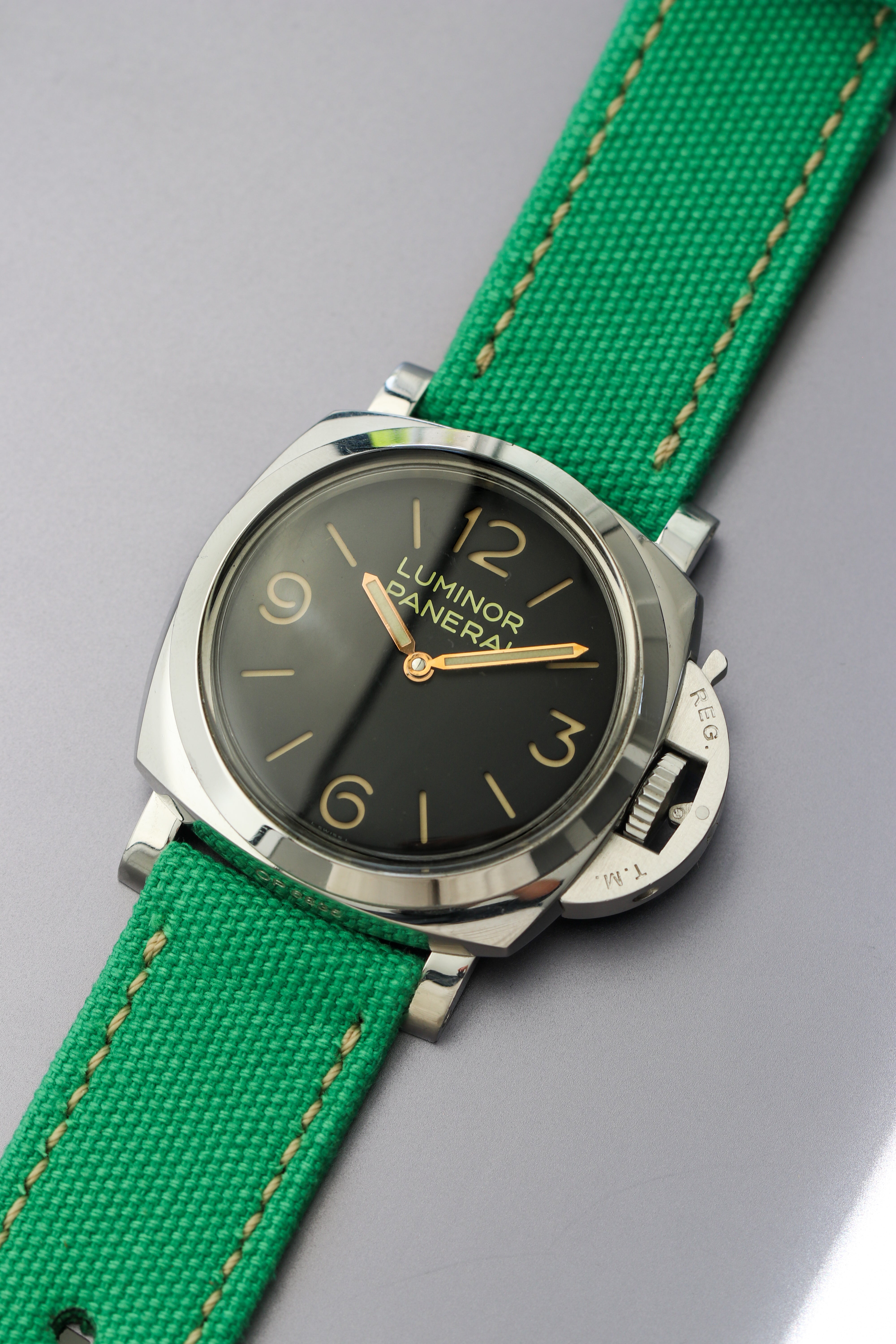 ROLLED APPLE GREEN CANVAS