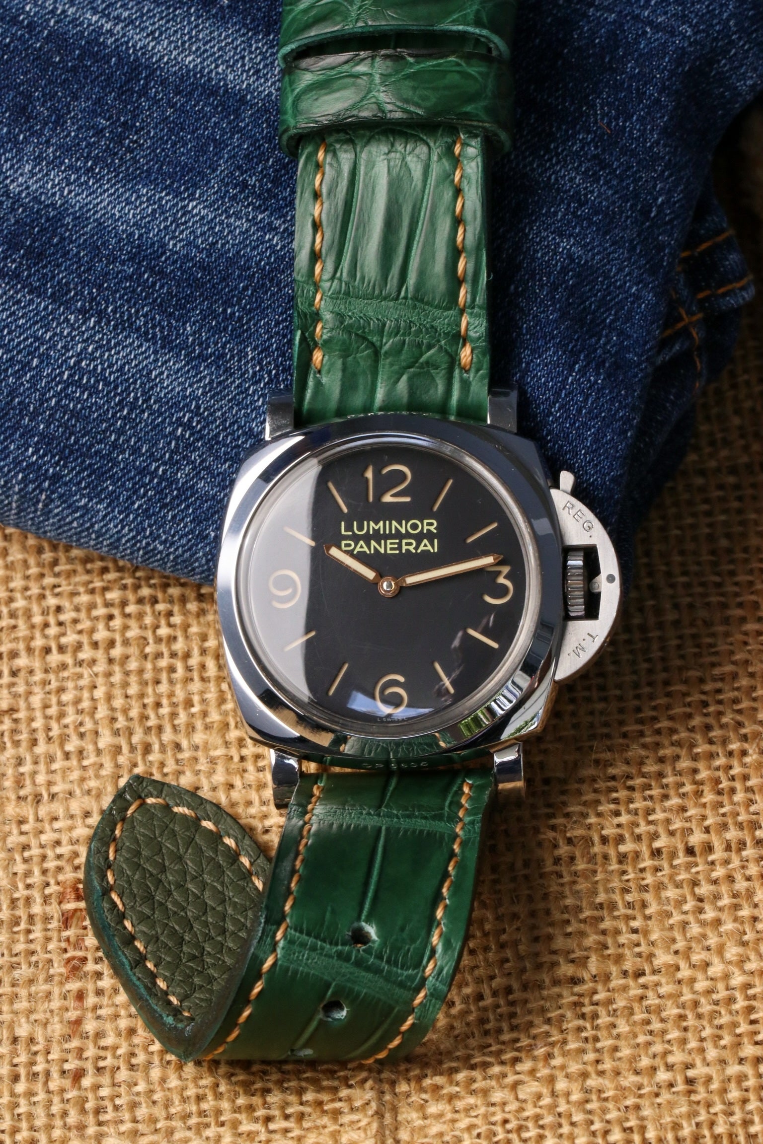EMERALD GREEN ALLIGATOR