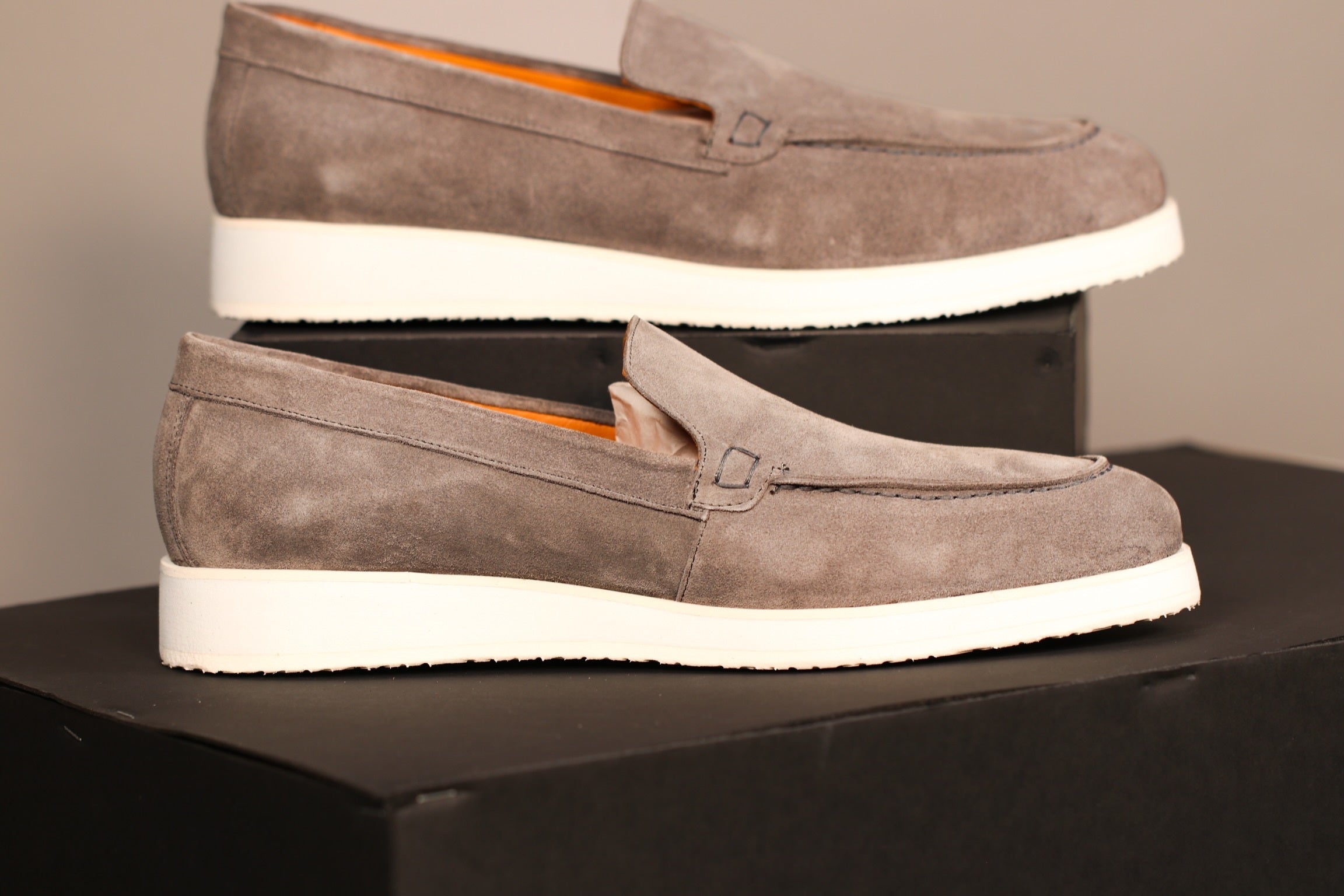 GREY-MOCCASIN