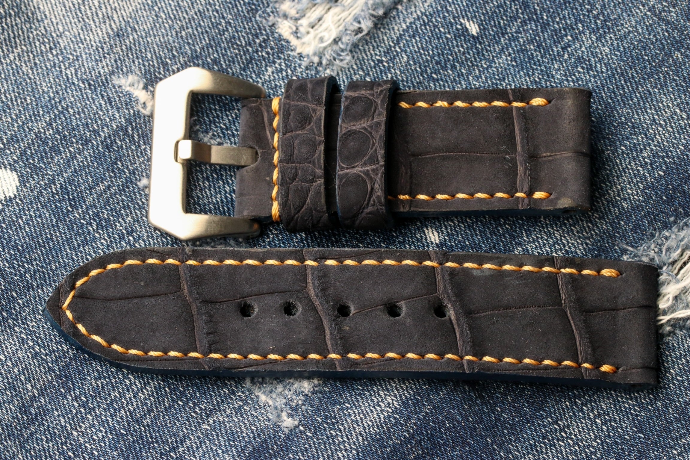 NAVY BLUE JULES VERNE ALLIGATOR