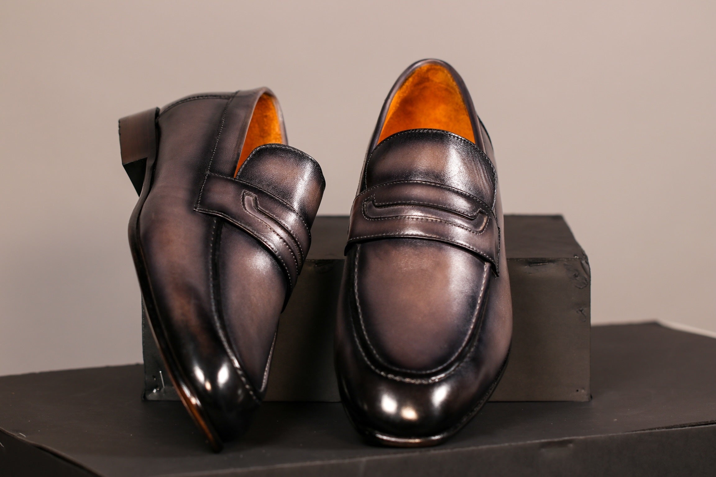 PATINA GREY PENNY LOAFER