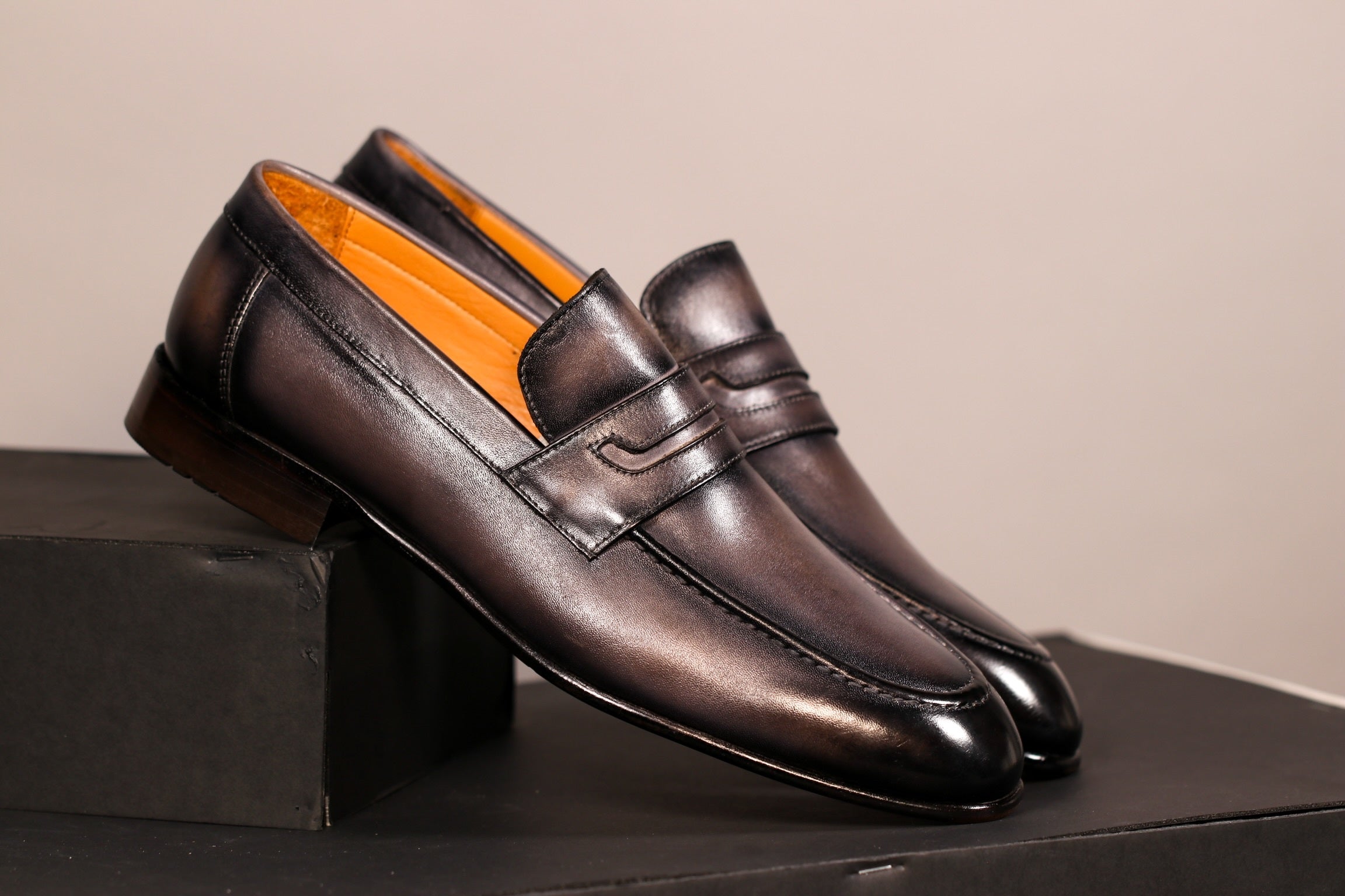 PATINA GREY PENNY LOAFER