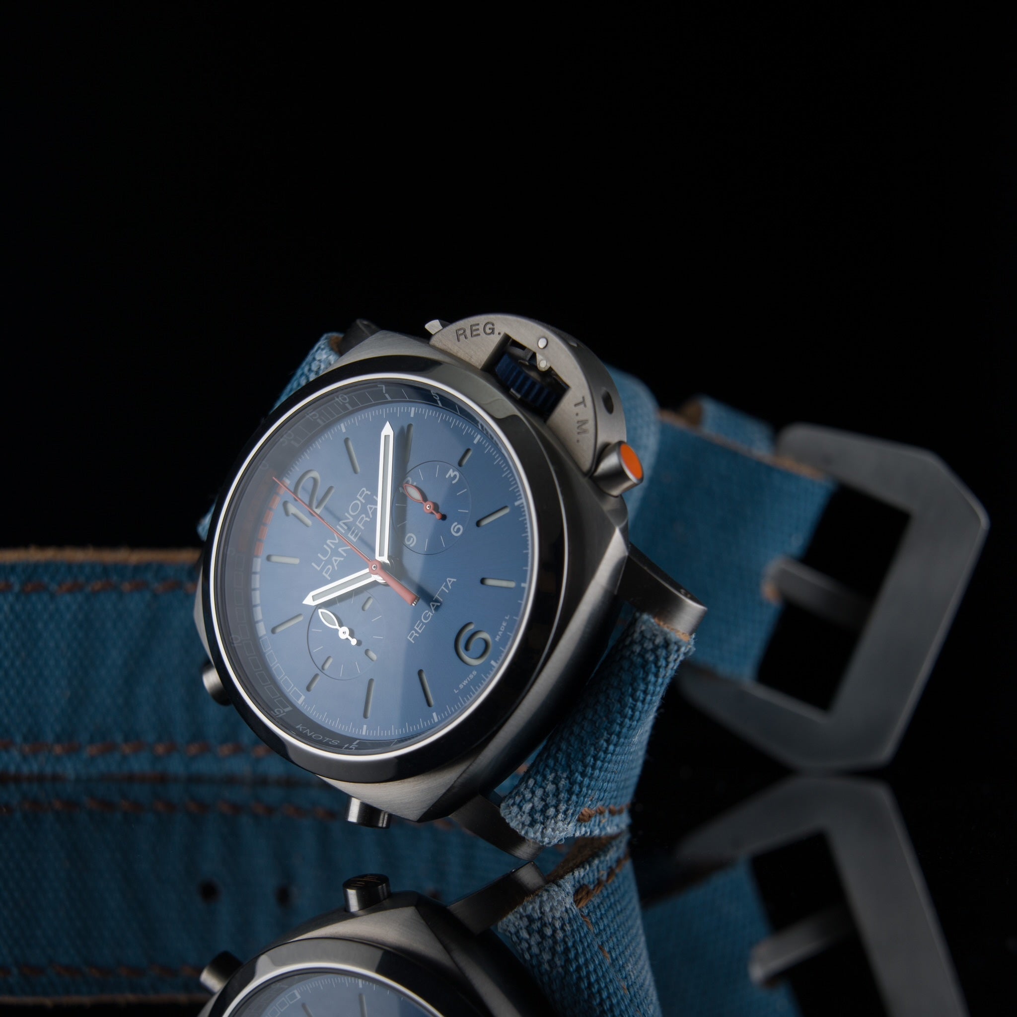 DISTRESSED LIGHT BLUE CANVAS