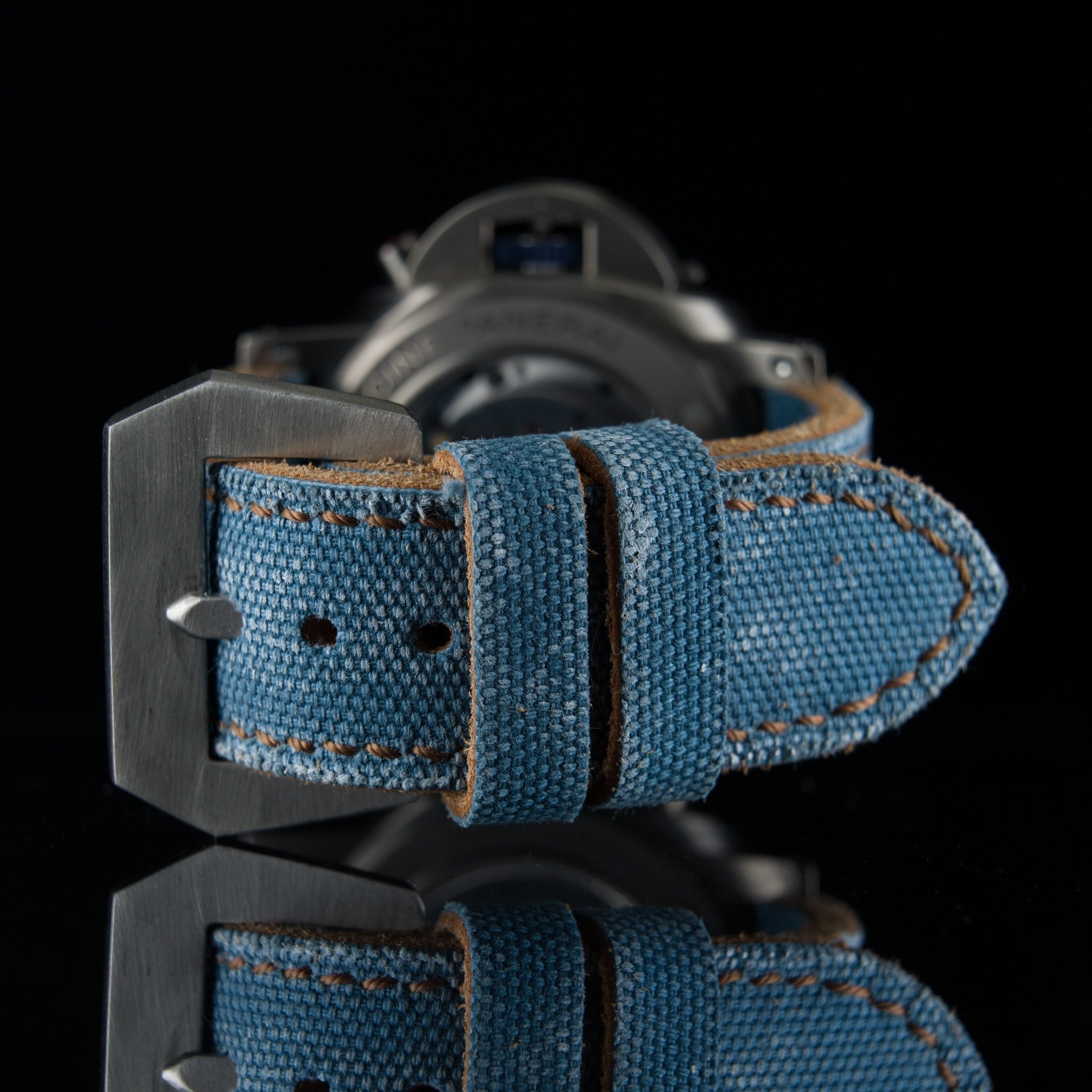 DISTRESSED LIGHT BLUE CANVAS