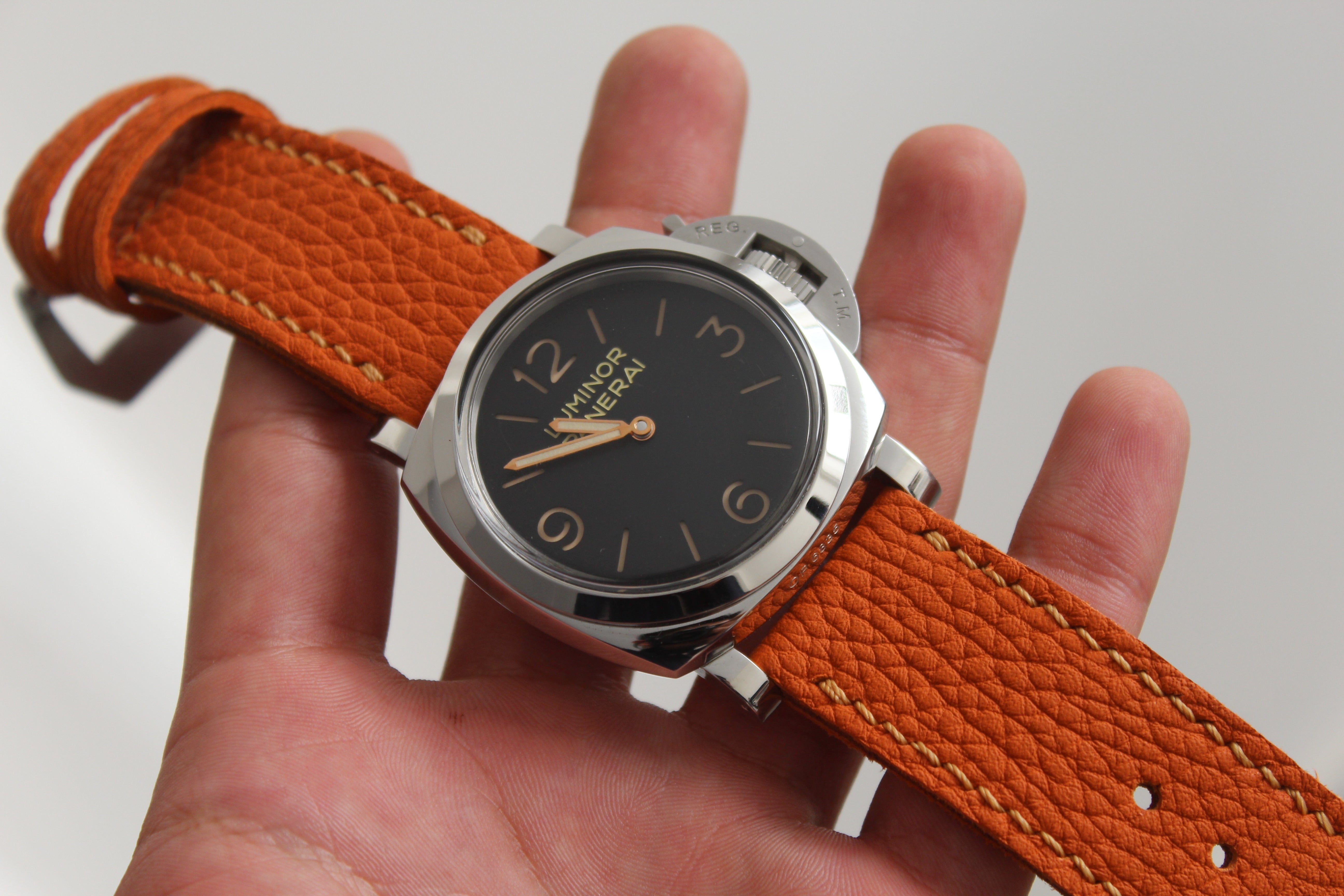 ORANGE HERMES