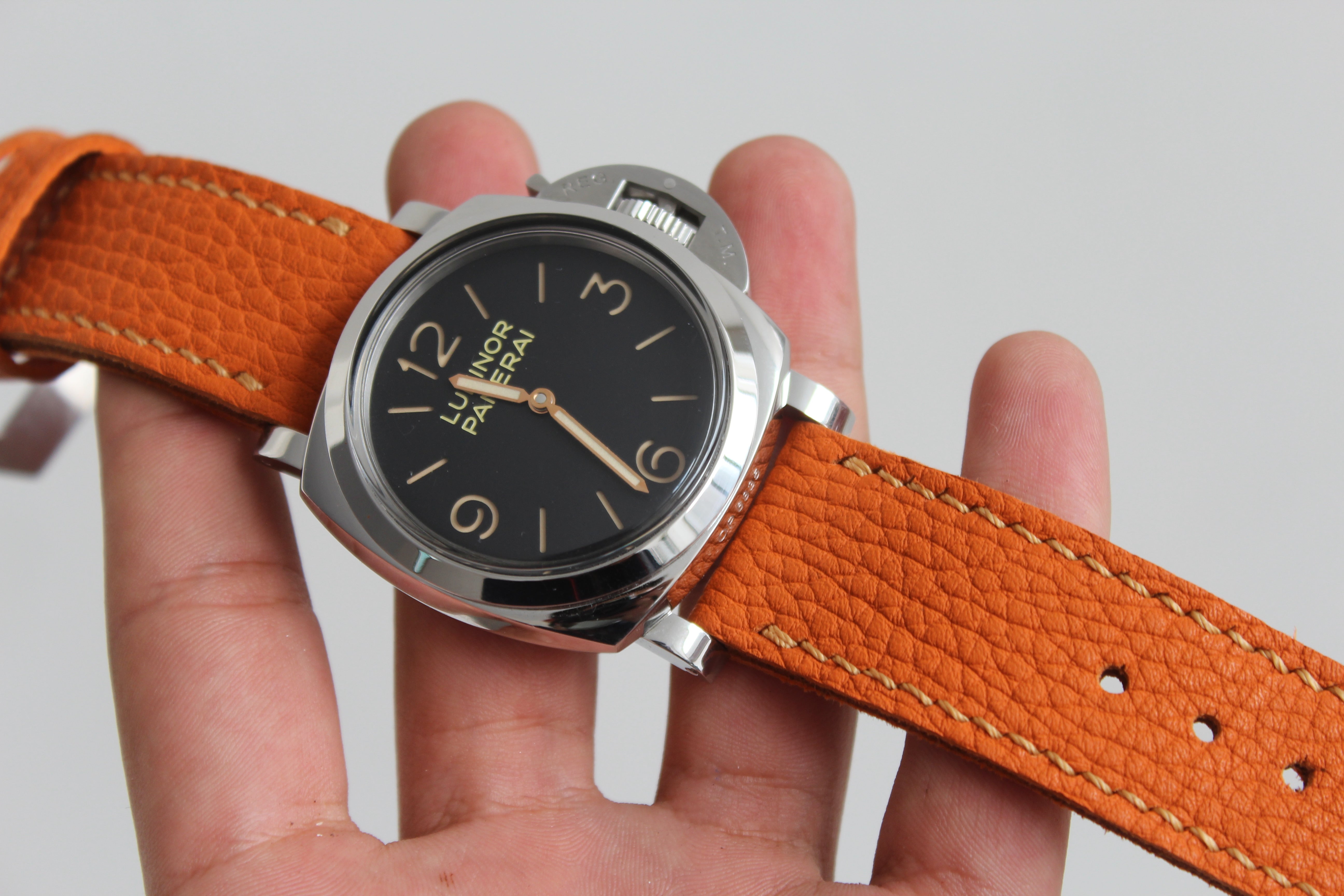 ORANGE HERMES