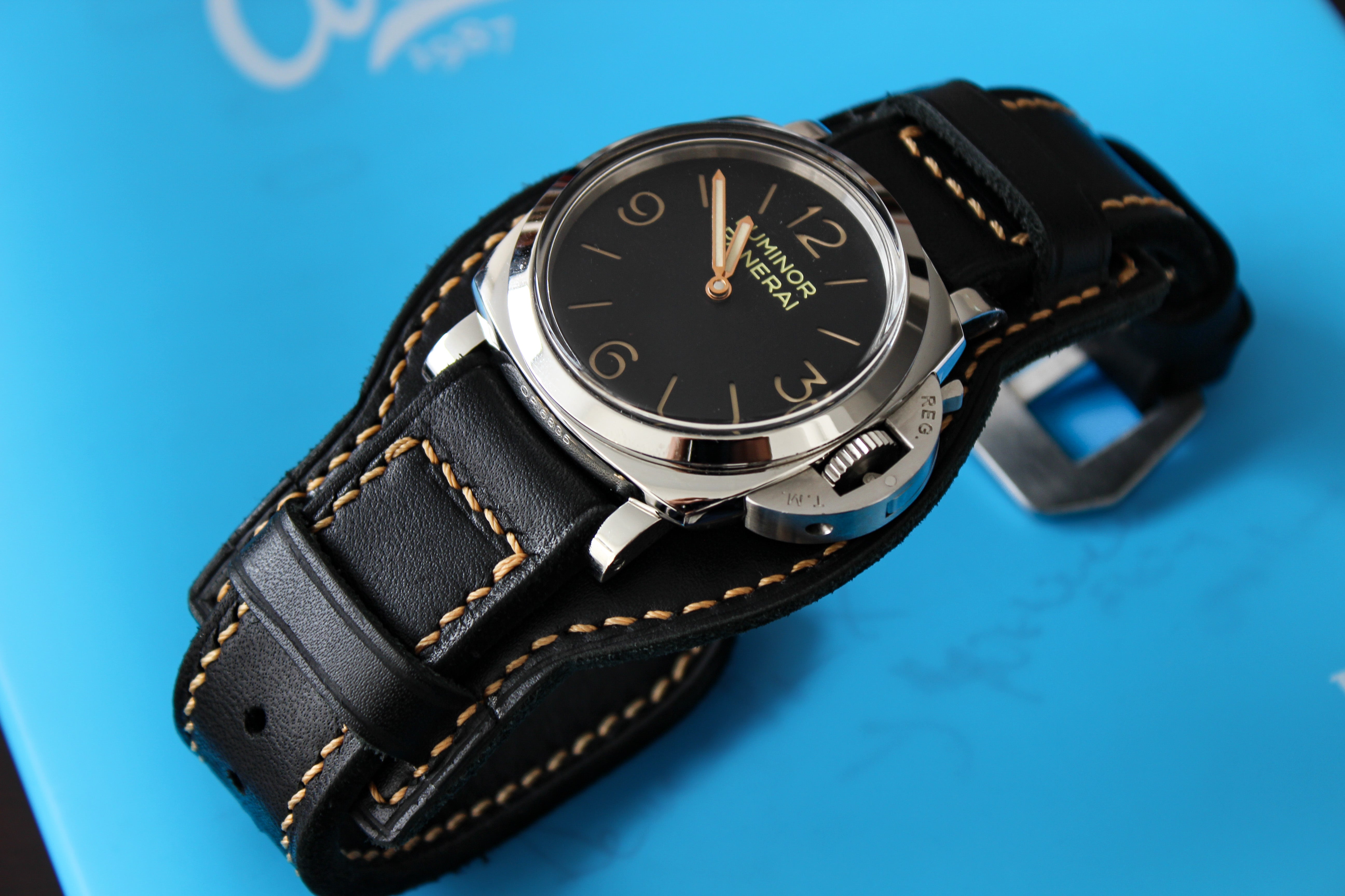 VINTAGE BLACK-BUND