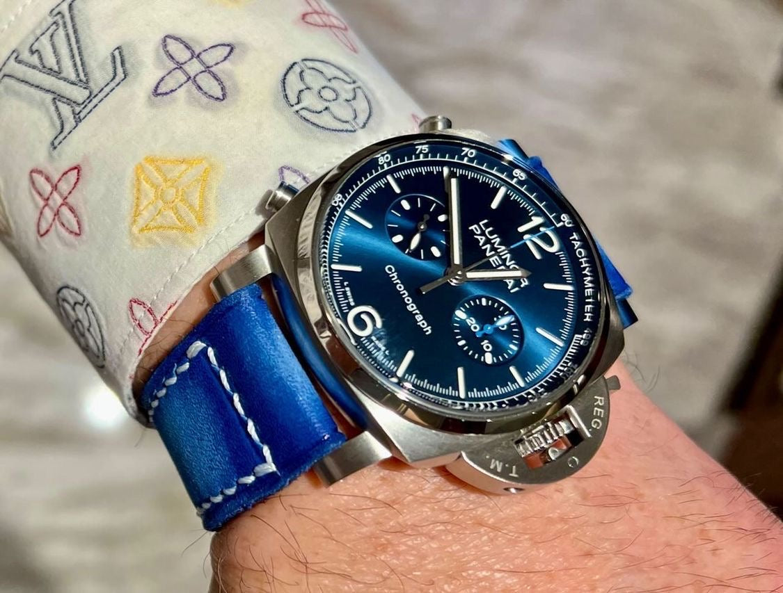 VINTAGE BLUE
