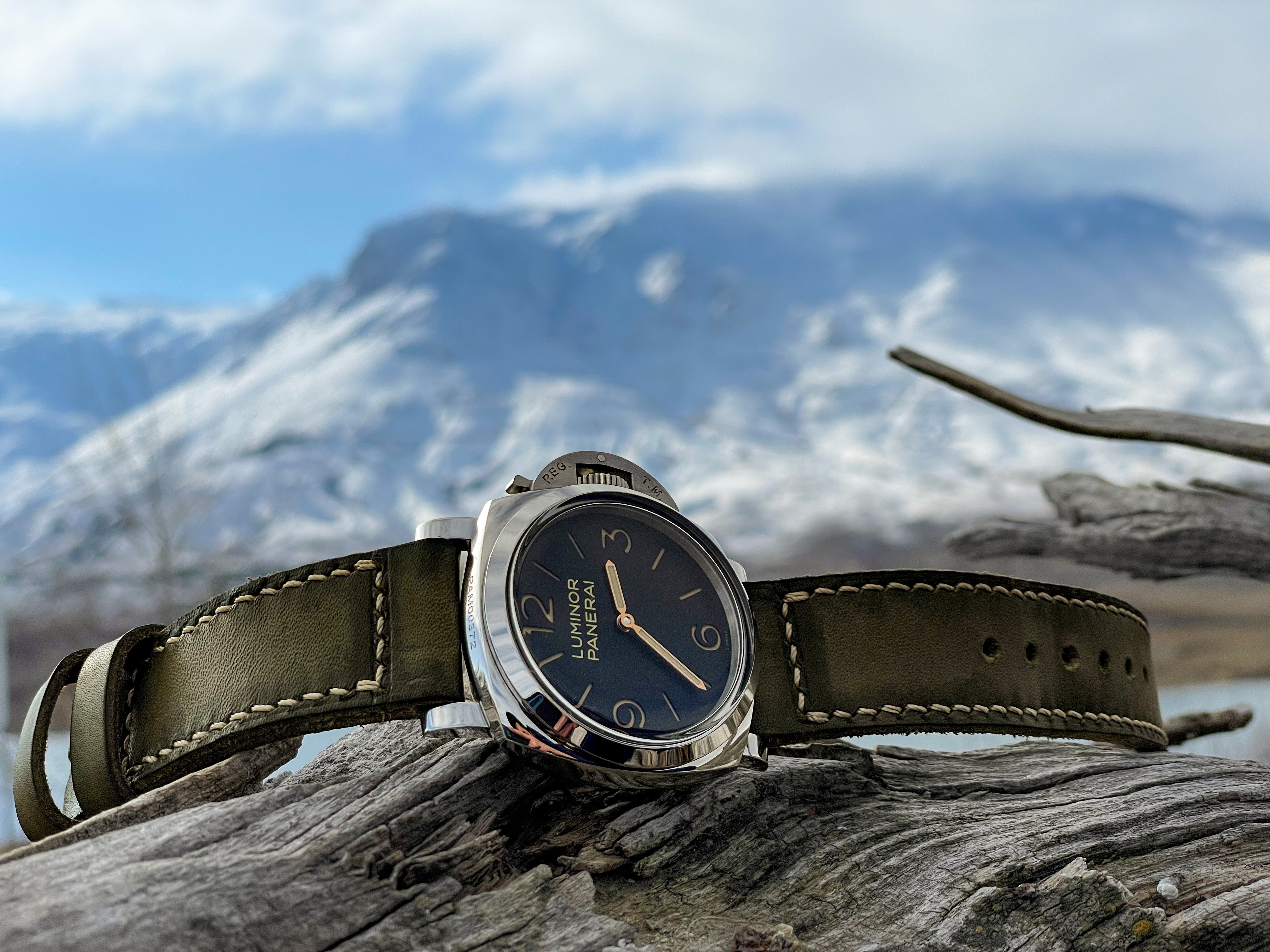 VINTAGE OLIVE GREEN 01