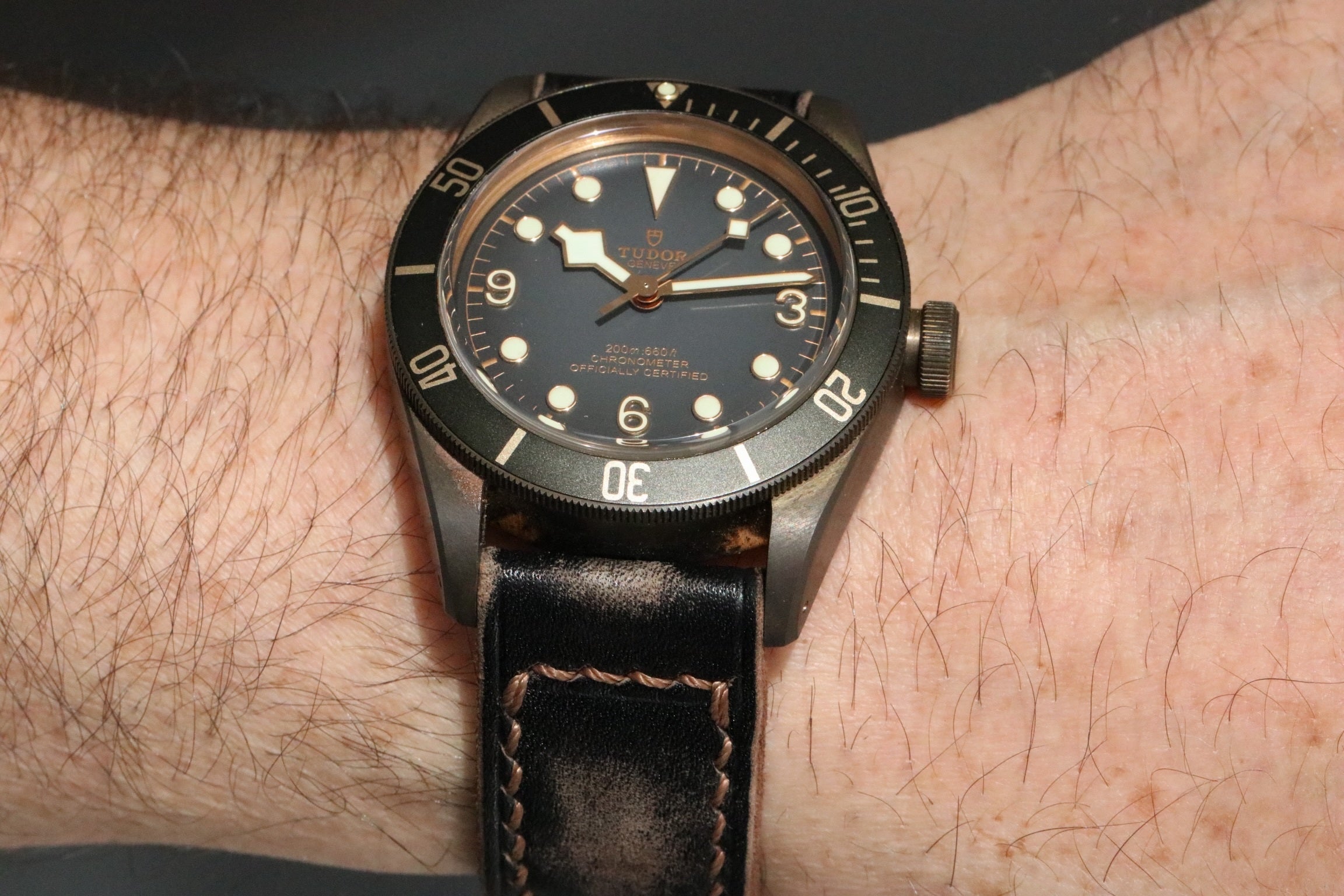 VINTAGE OSCURO