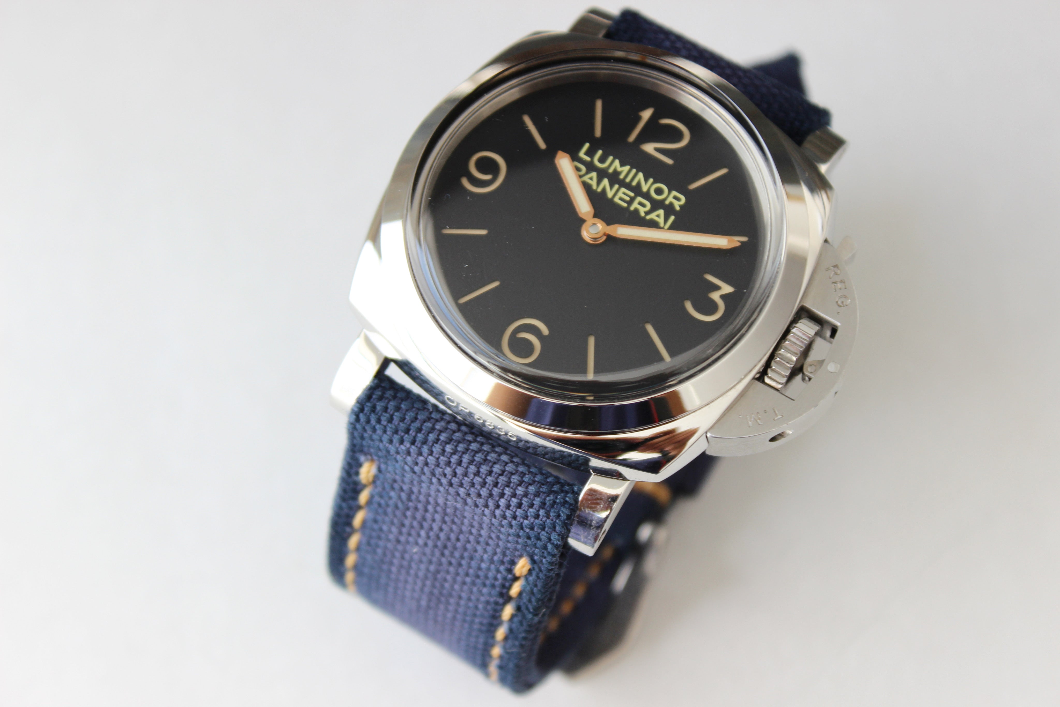 DISTRESSED ROLLED NAVY CANVAS