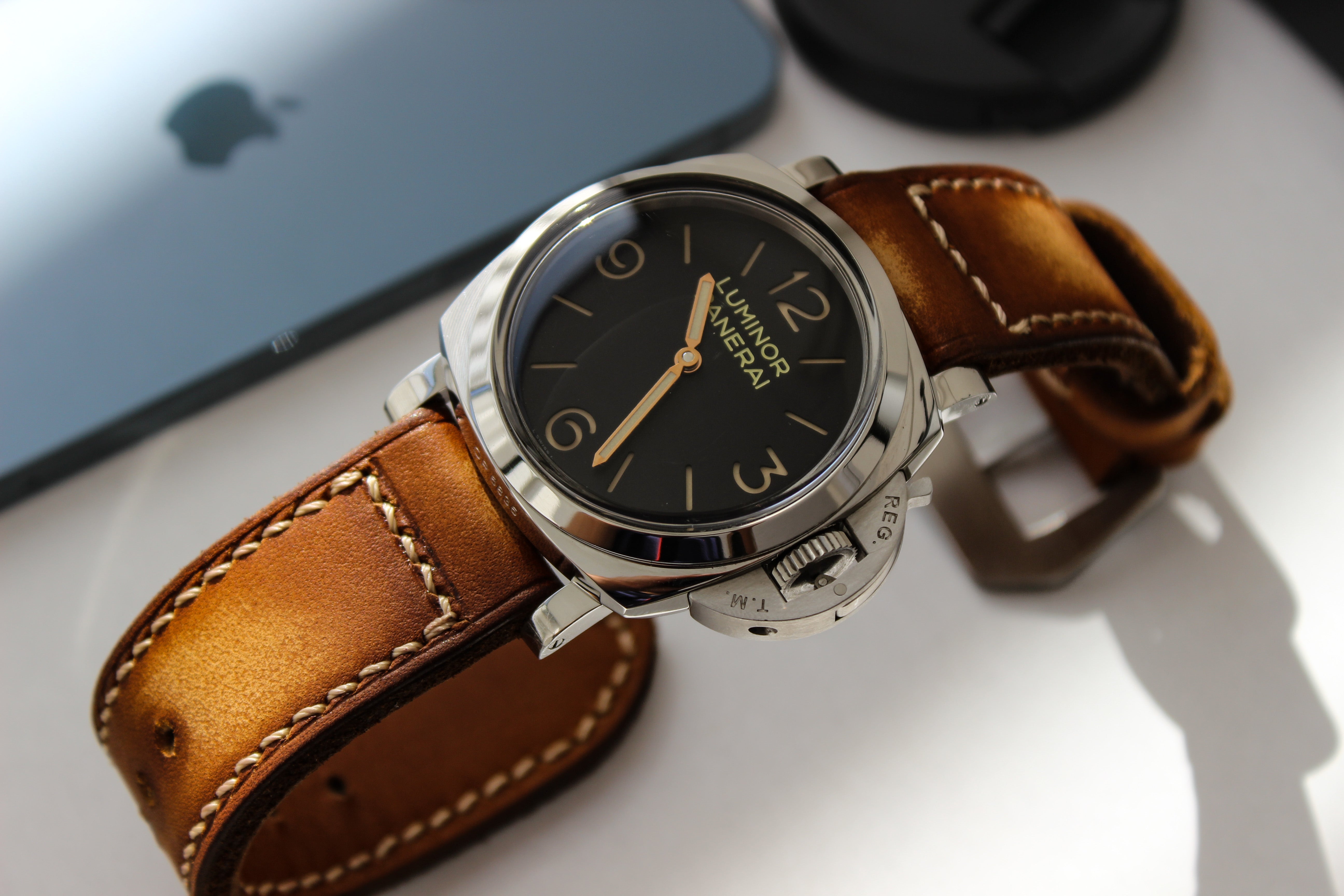 VINTAGE BROWN