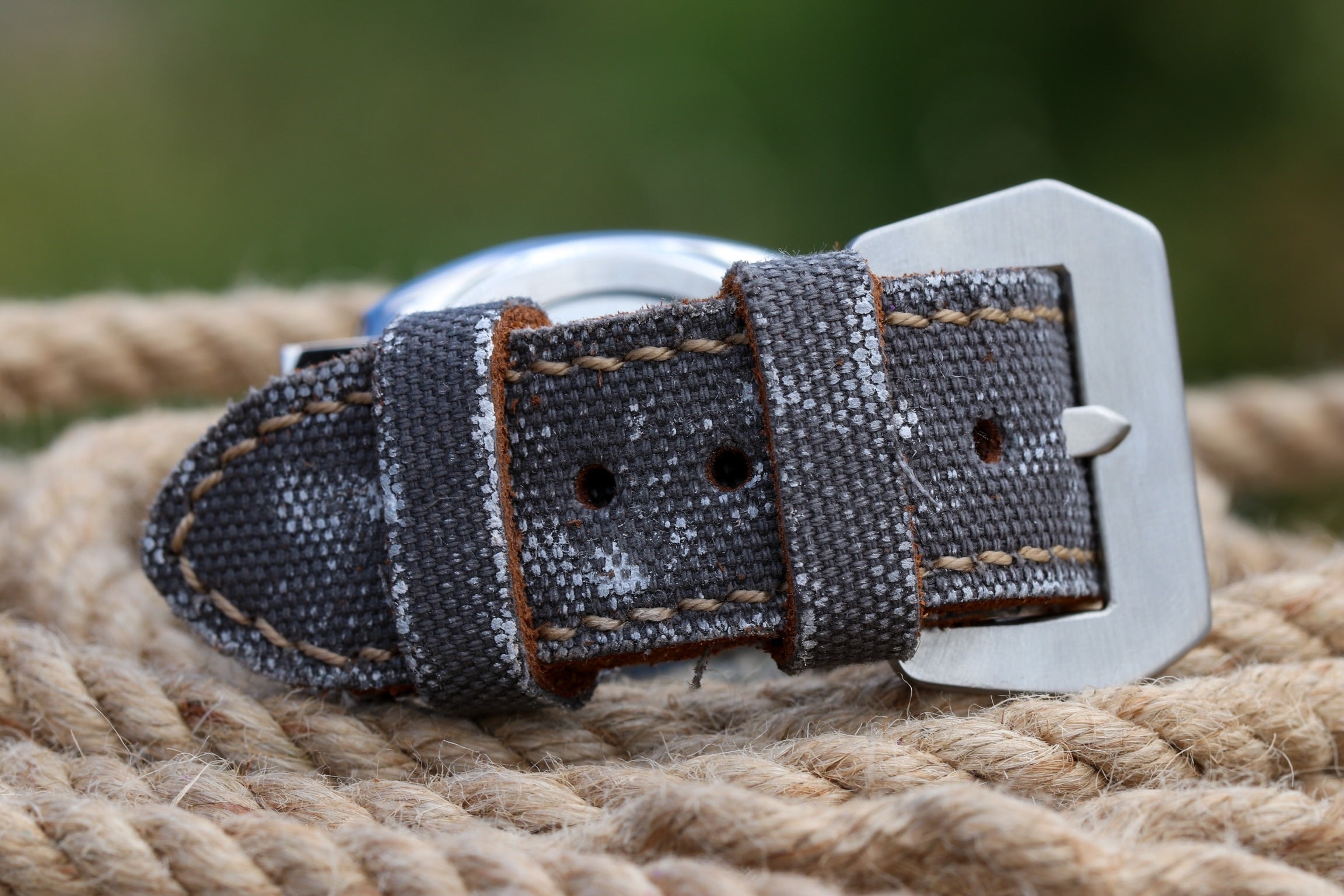 DISTRESSED GREY CANVAS