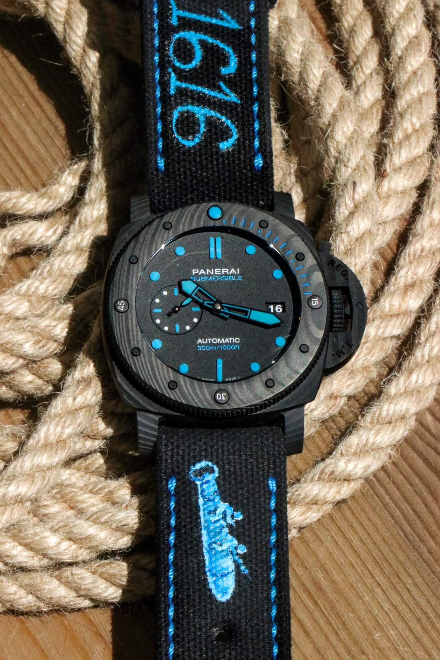 ROLLED BLACK CANVAS-1616