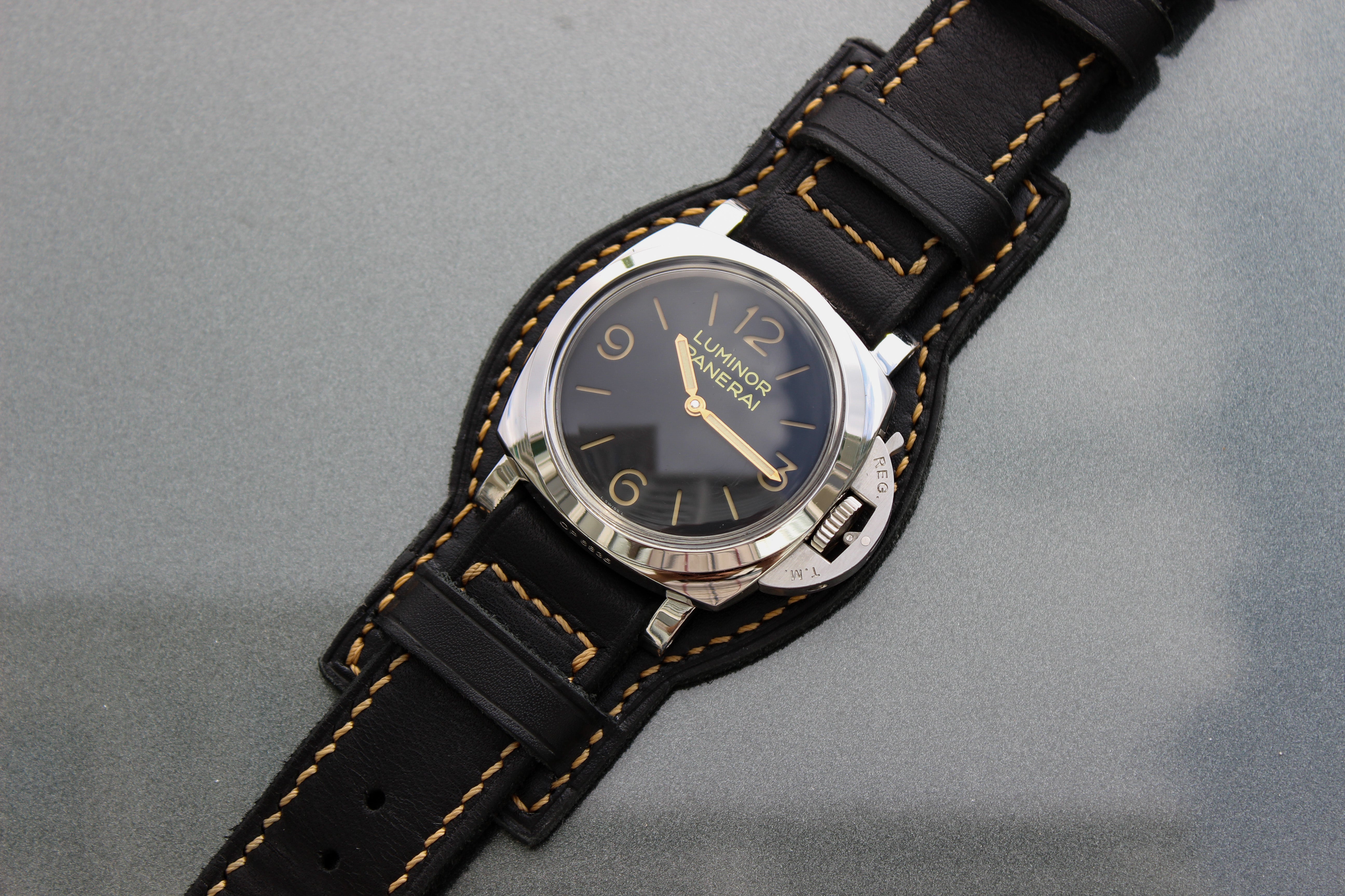 VINTAGE BLACK-BUND