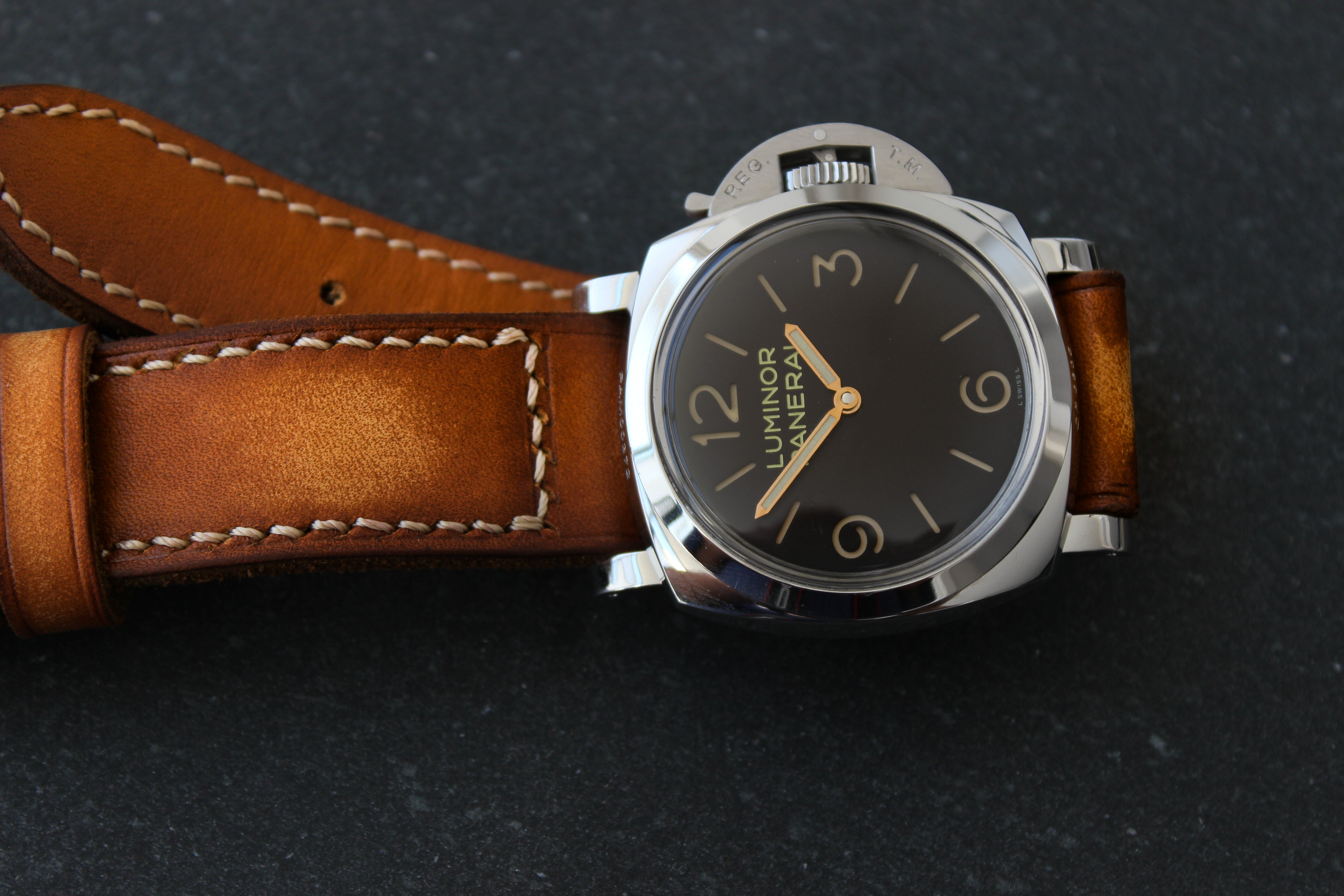 VINTAGE BROWN