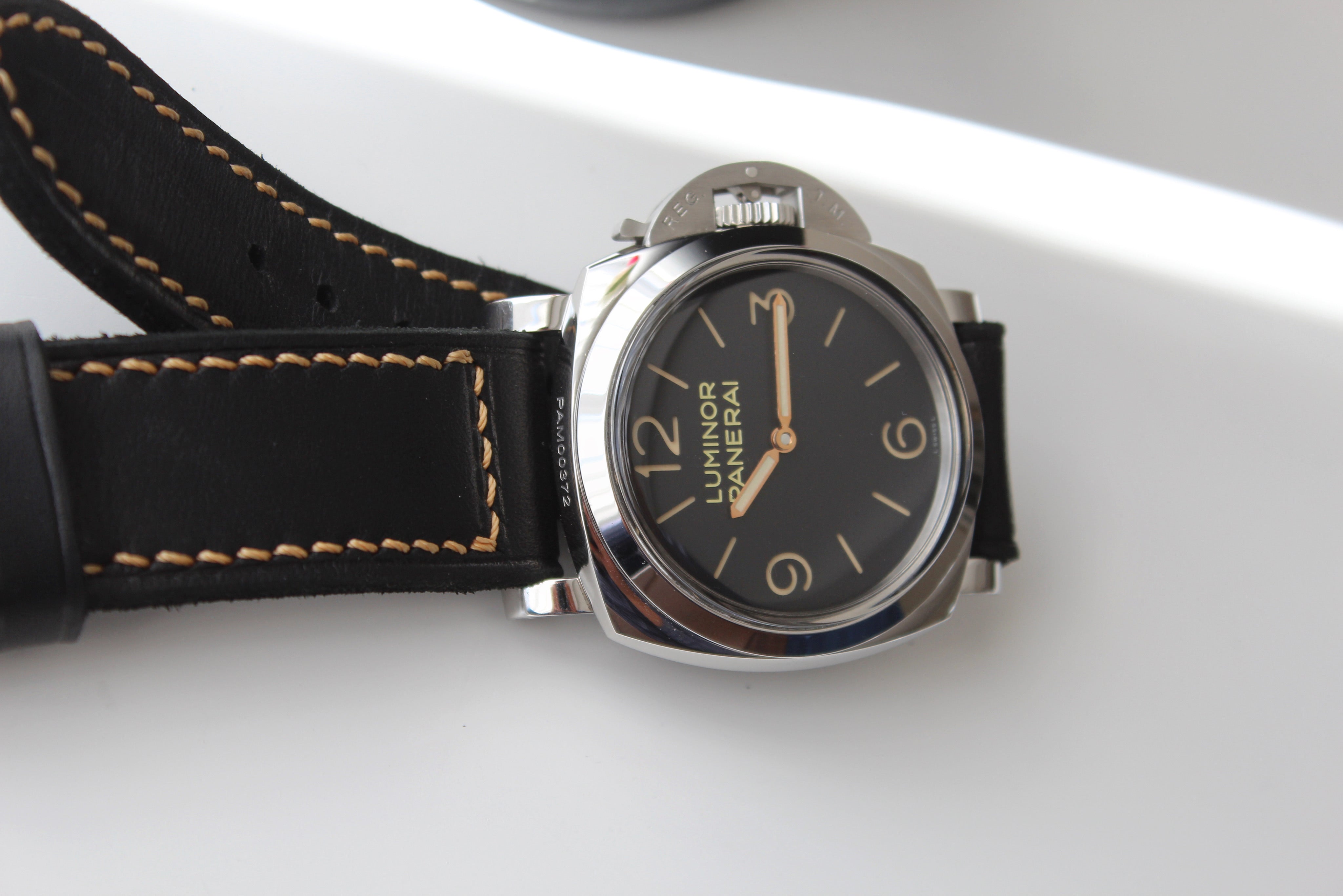 VINTAGE BLACK