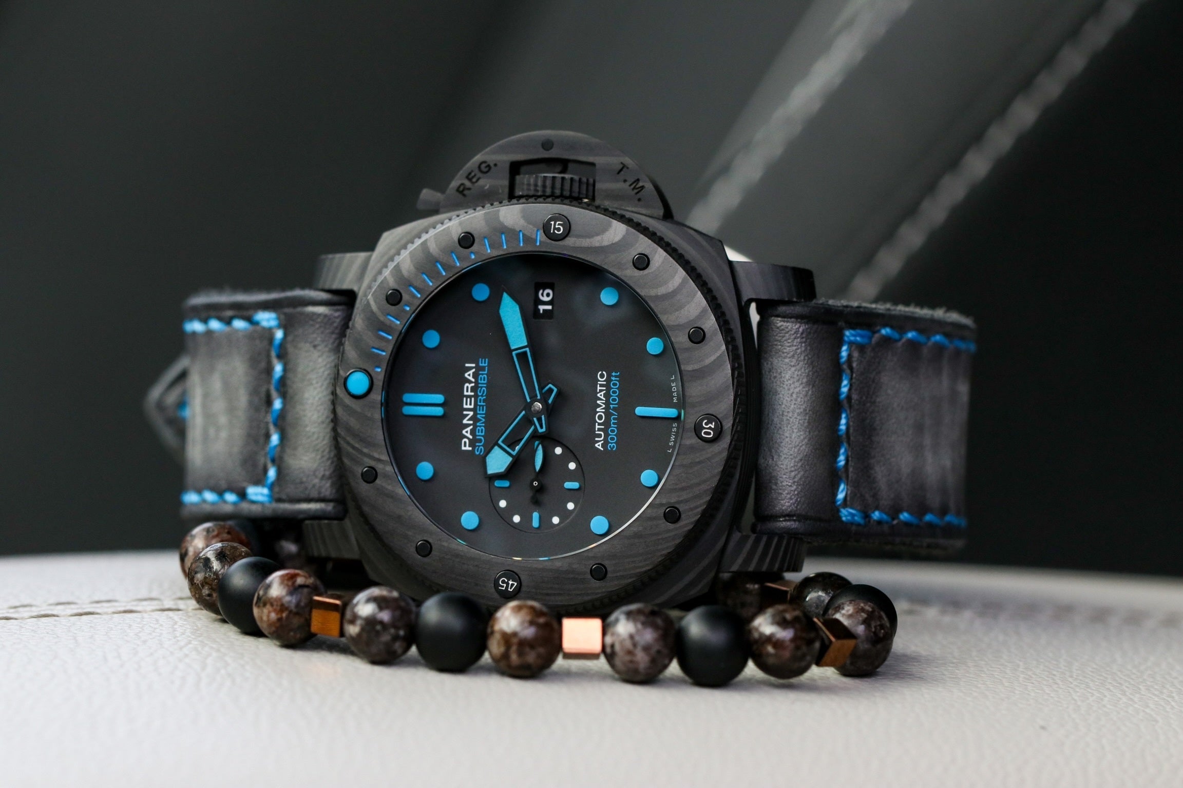 PATINA GREY 01