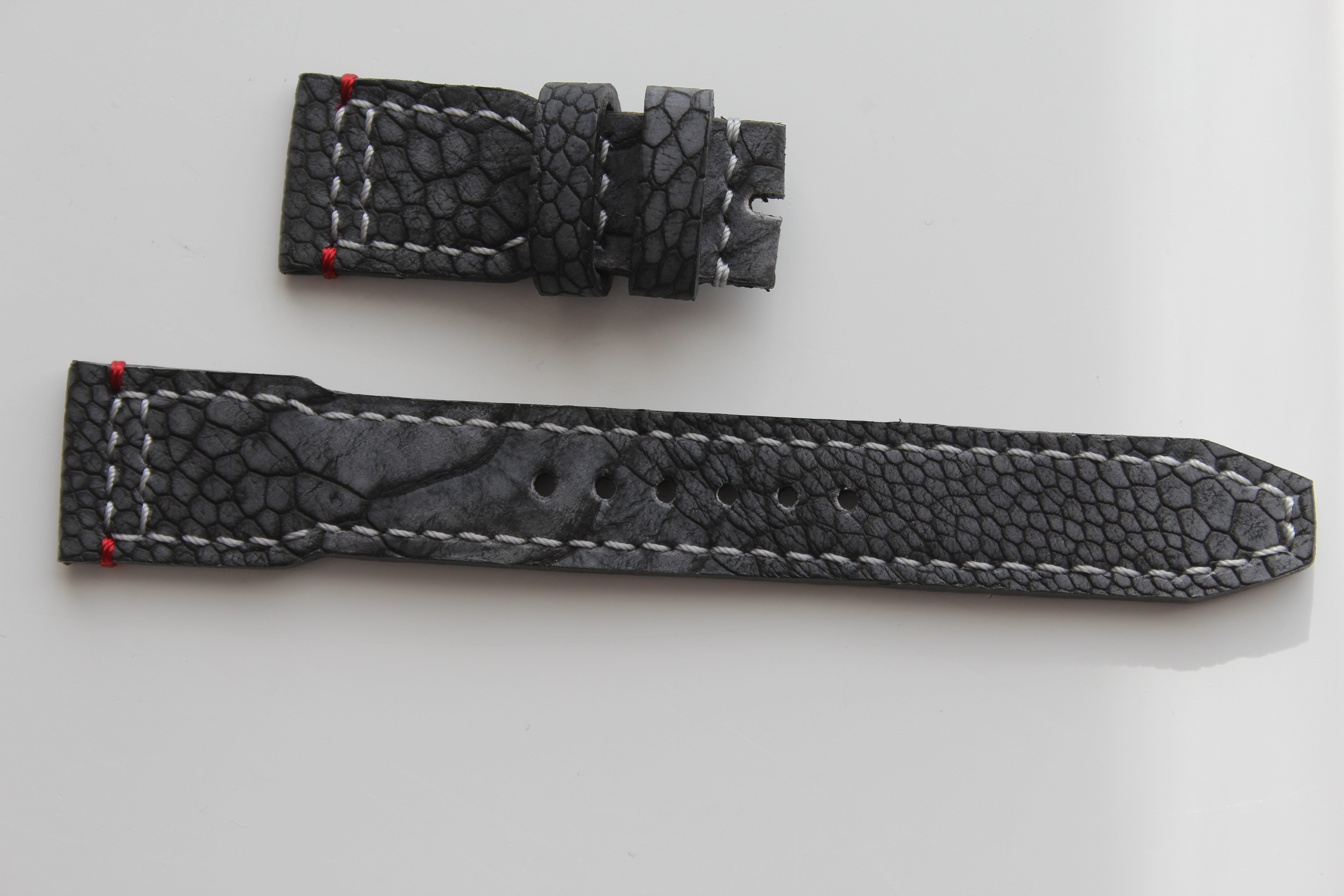 BLACK OSTRICH LEG 02