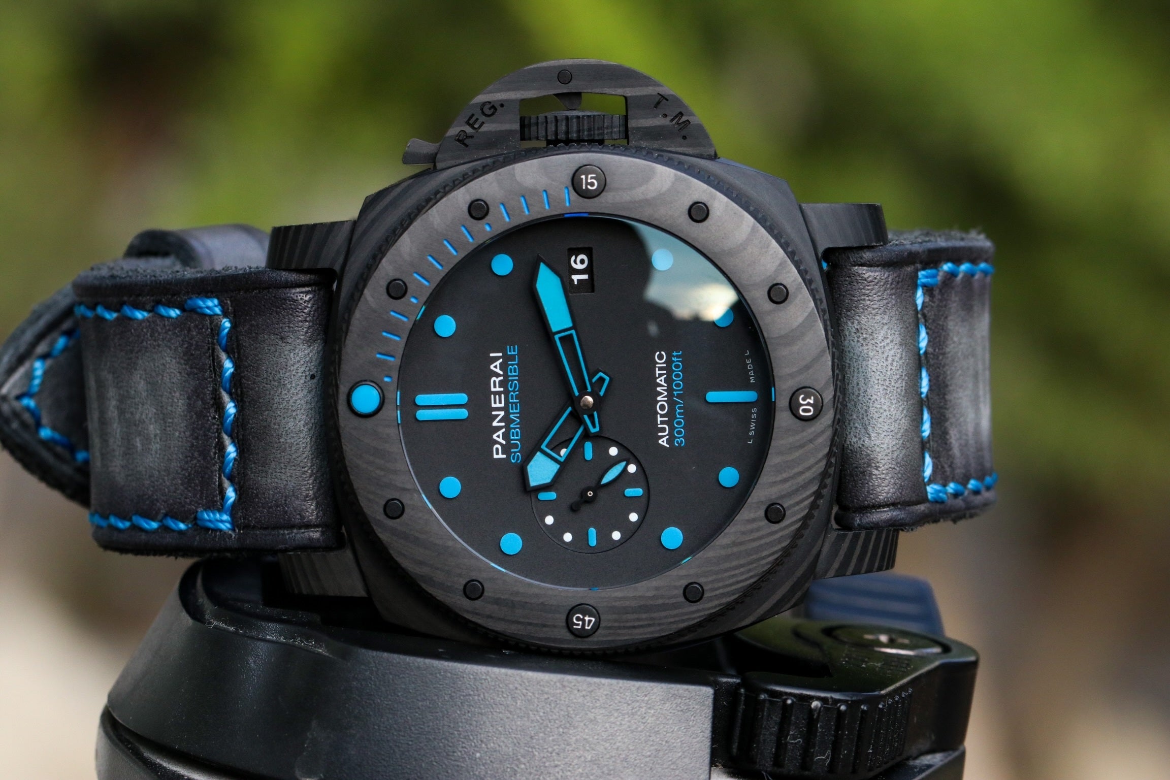 PATINA GREY 01