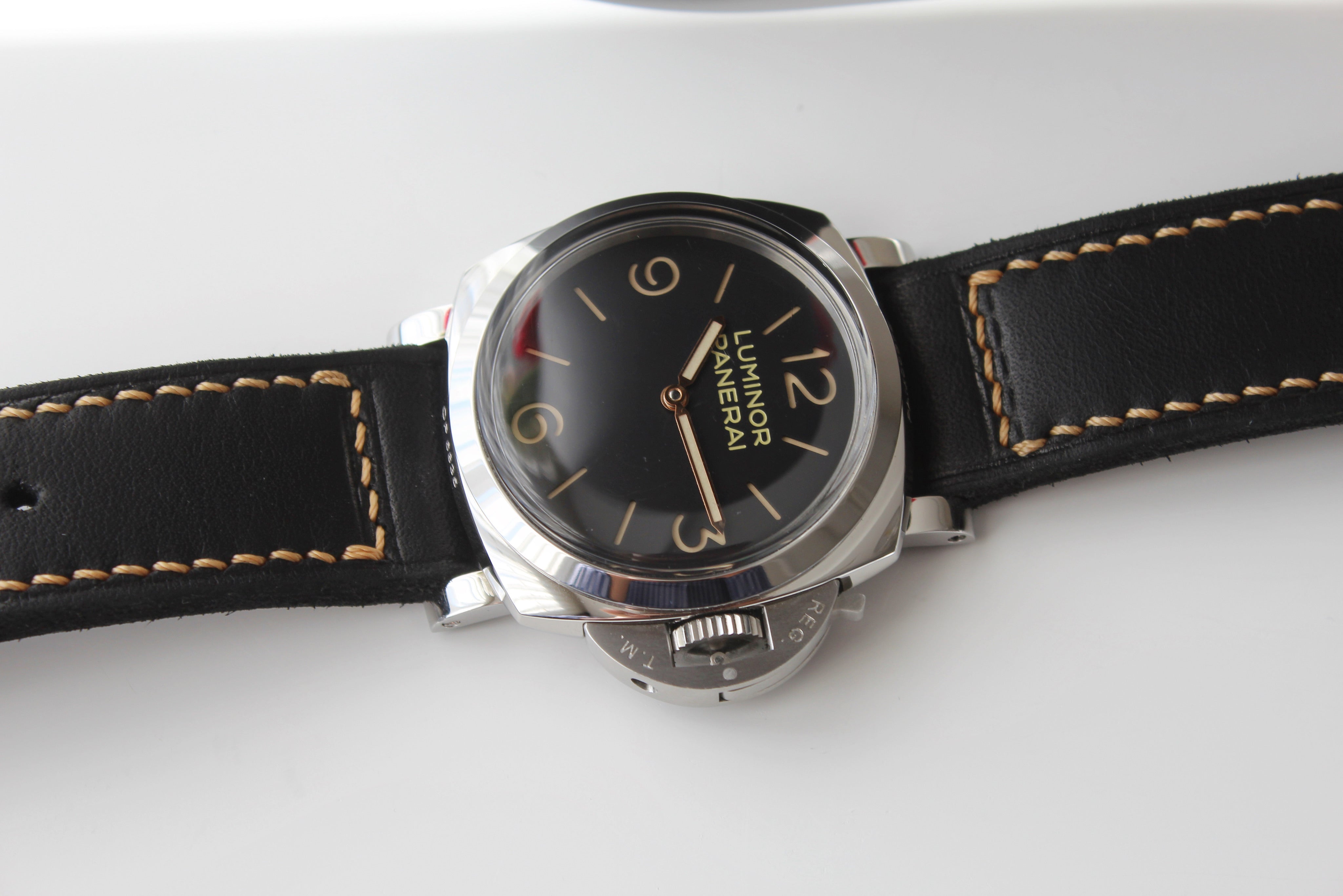 VINTAGE BLACK