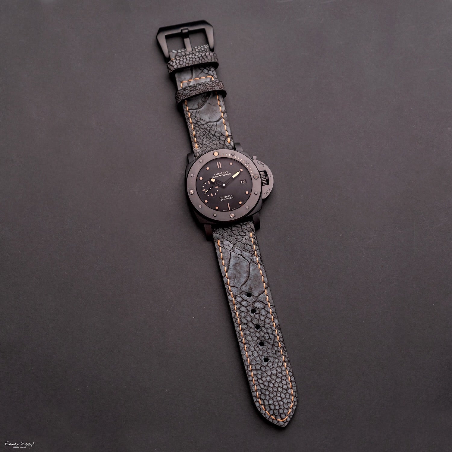 BLACK OSTRICH LEG 02